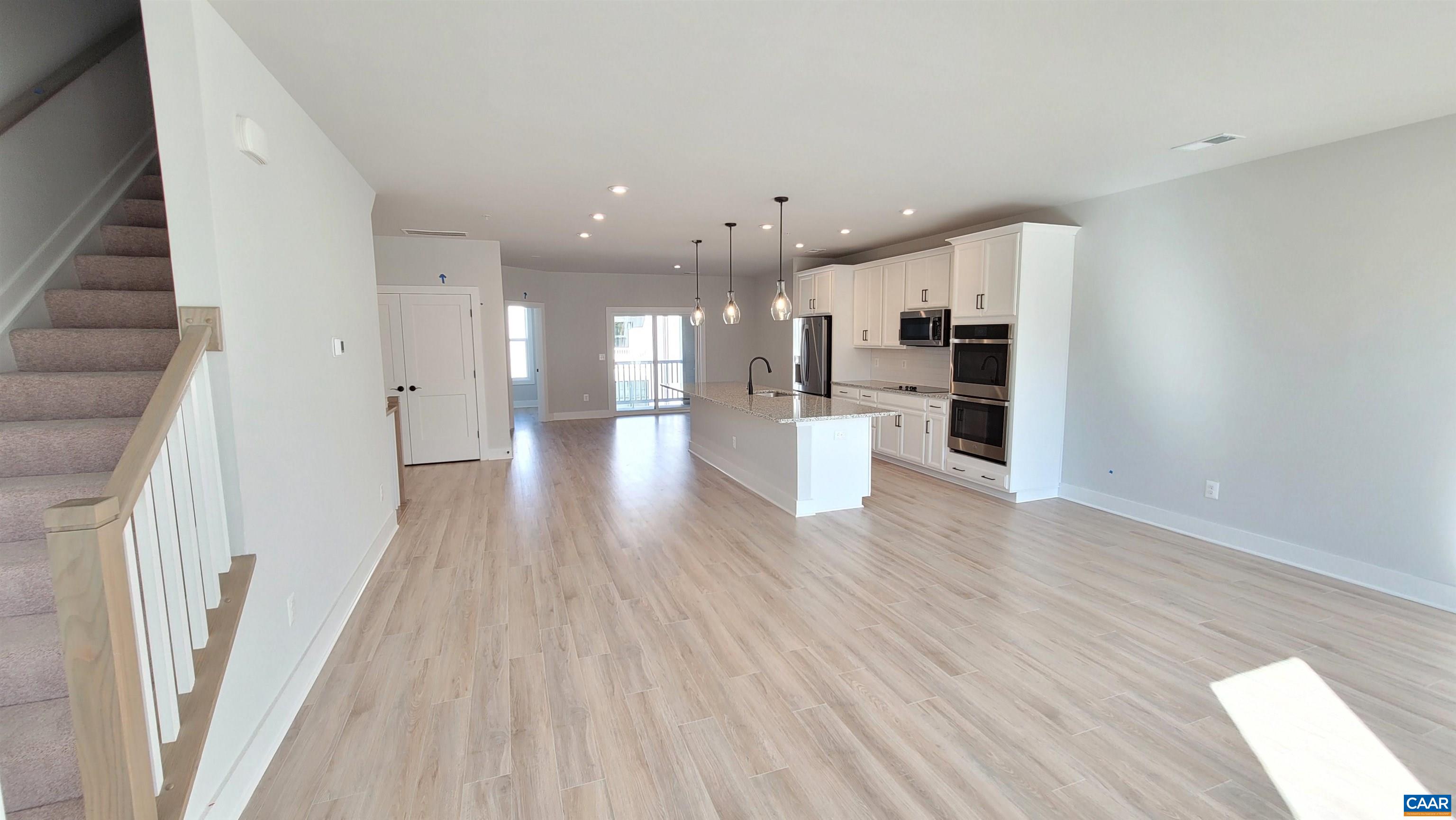 818 WESLEY LN Unit: B