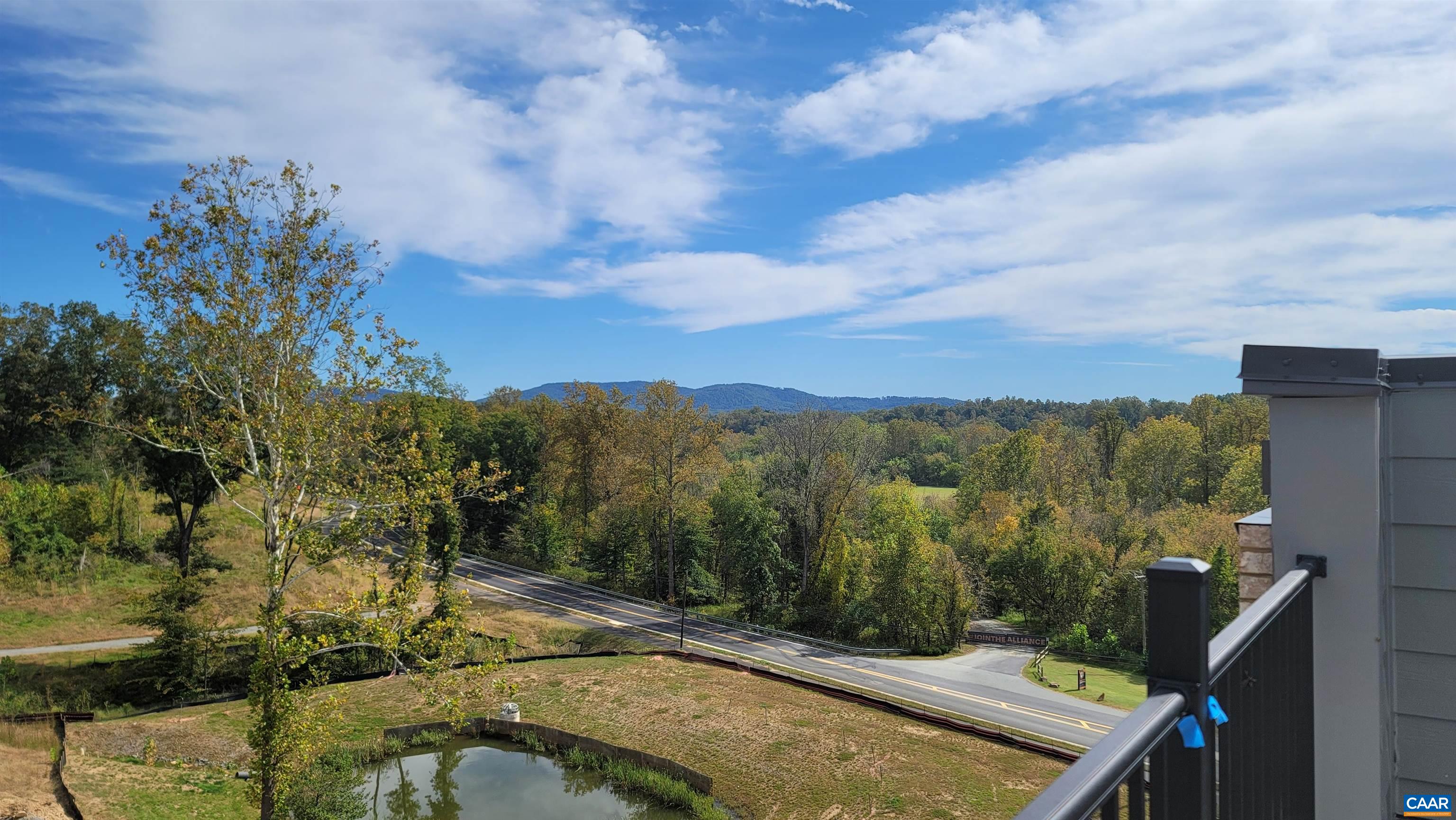 818 WESLEY LN Unit: B