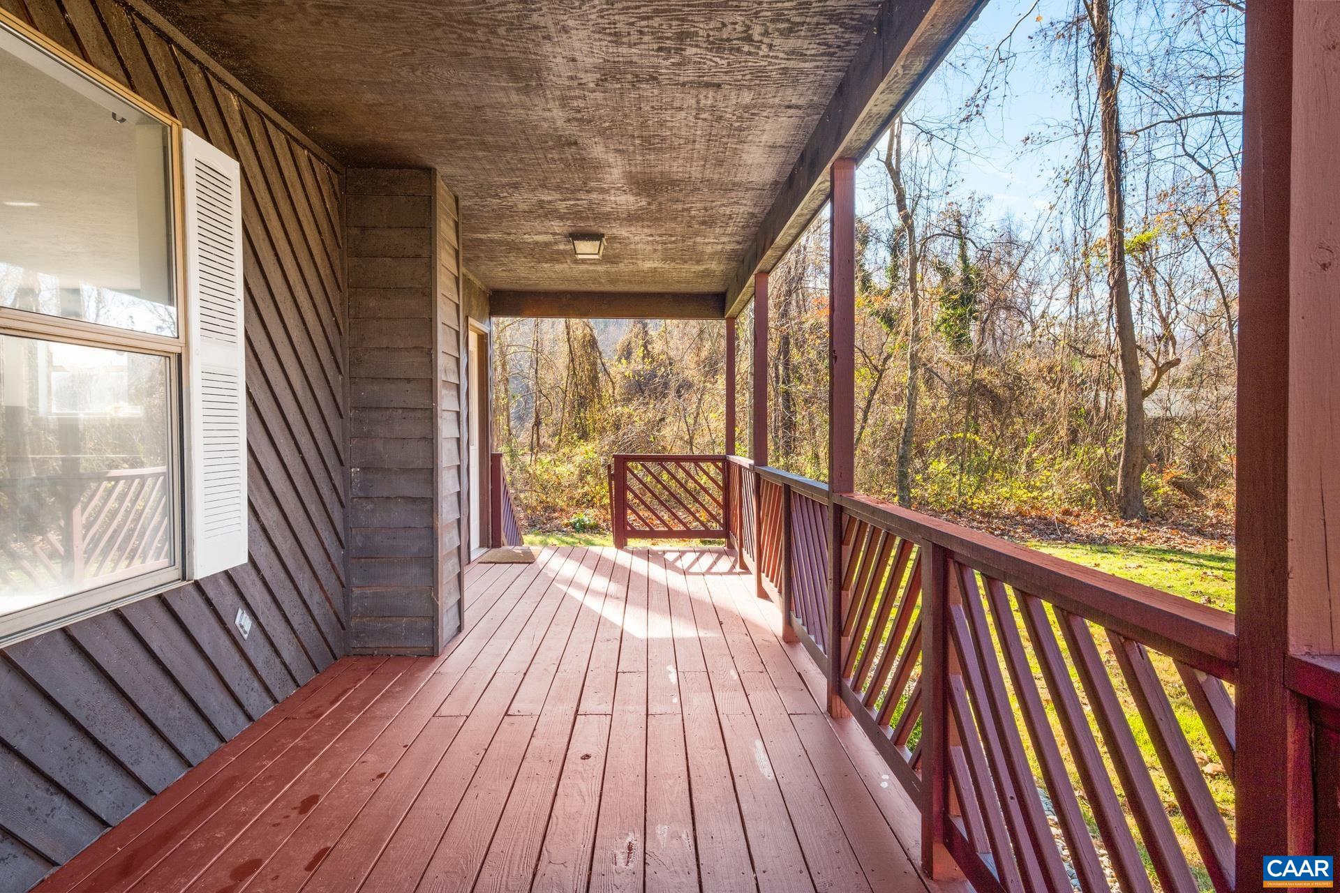 94 CIRCLE RD