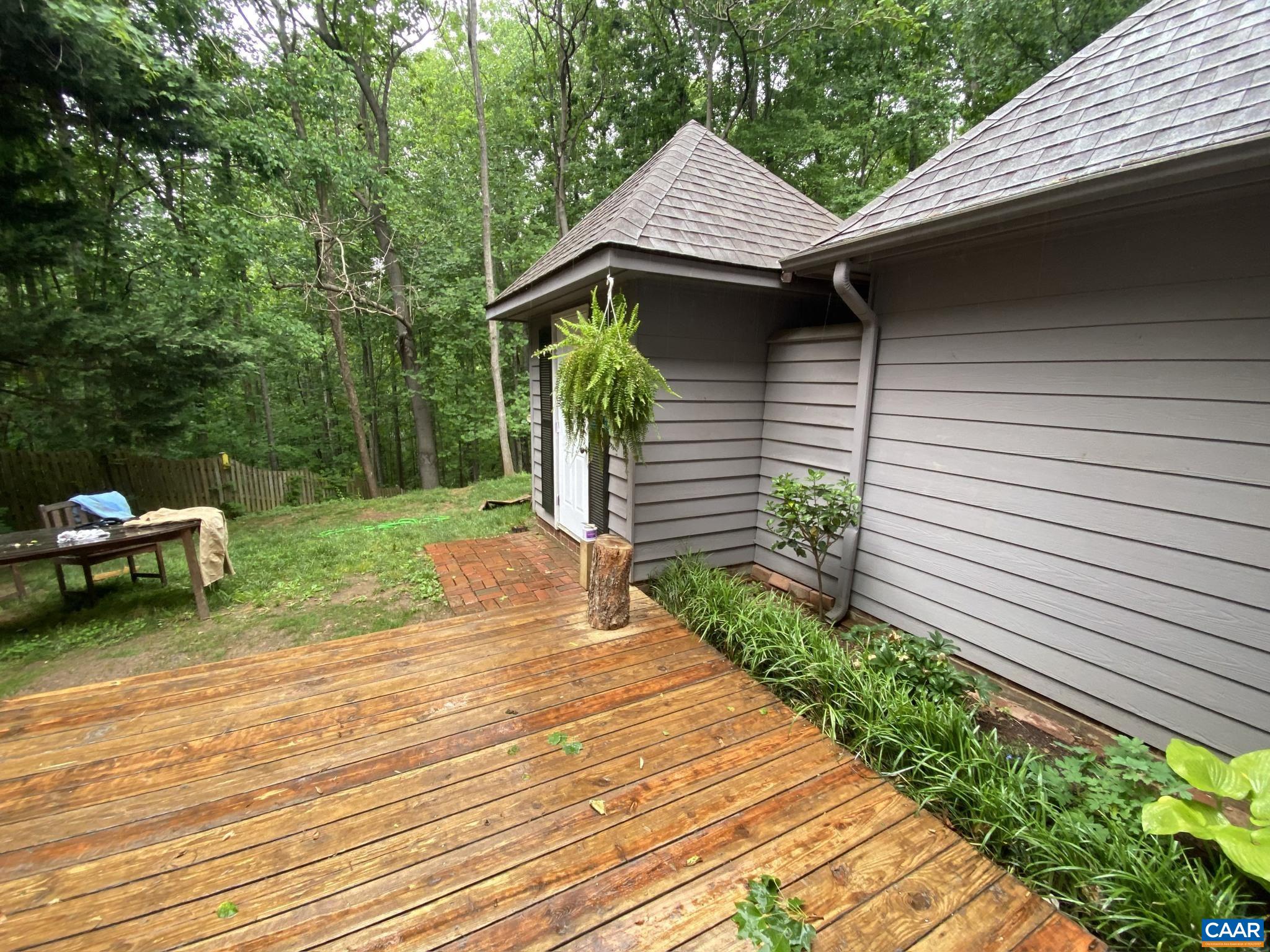 278 AUTUMN GROVE CT