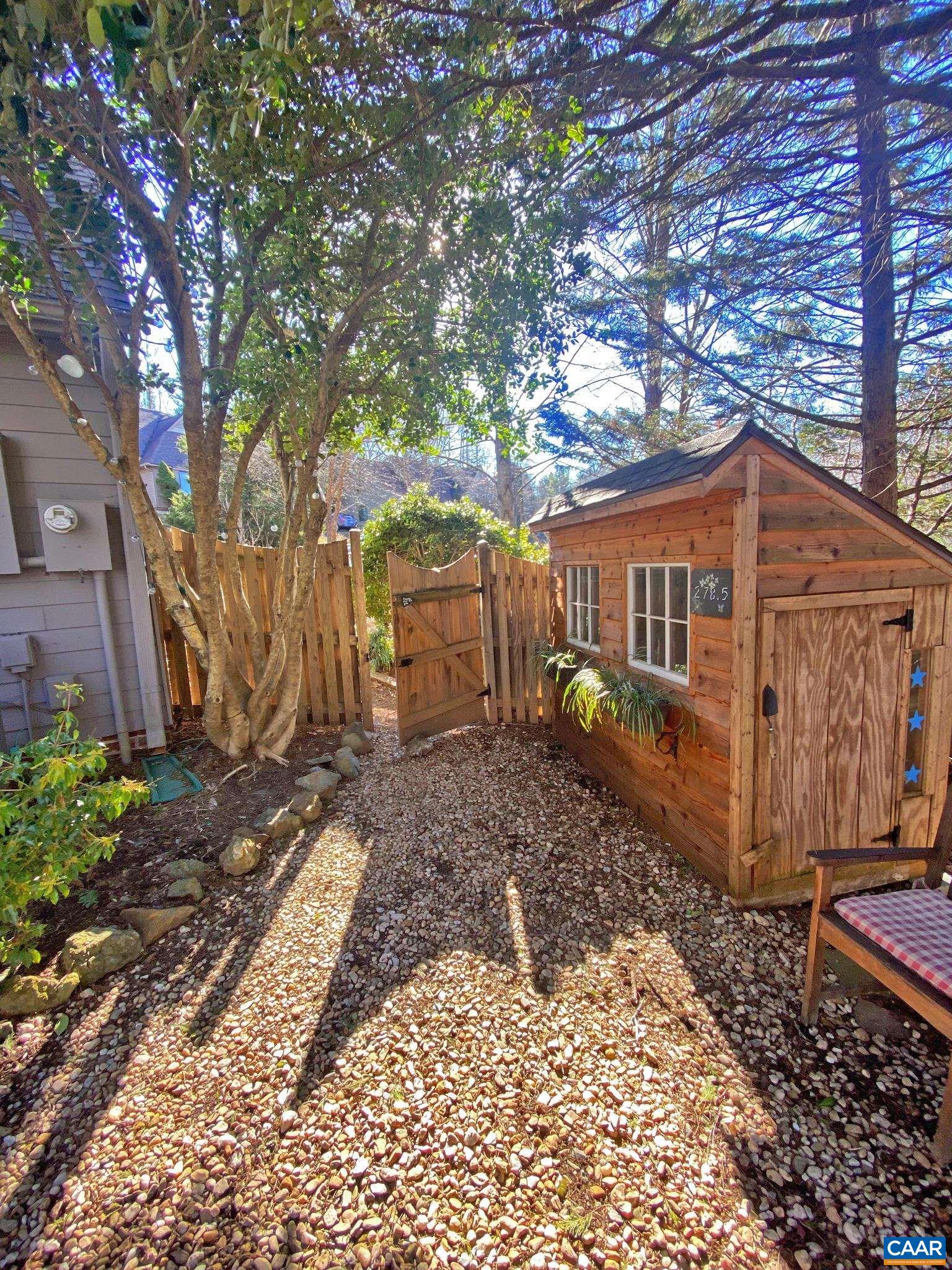 278 AUTUMN GROVE CT