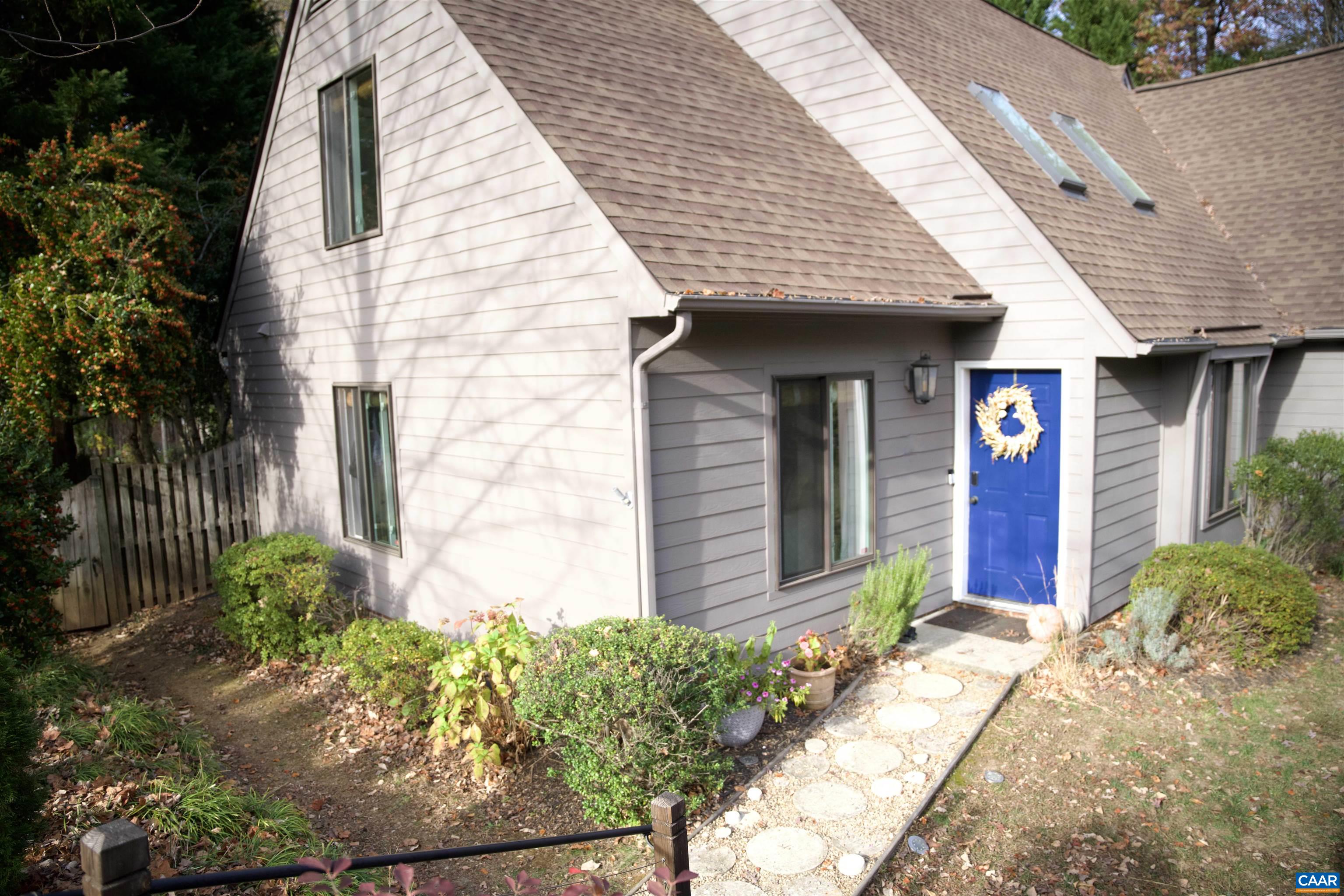 278 AUTUMN GROVE CT
