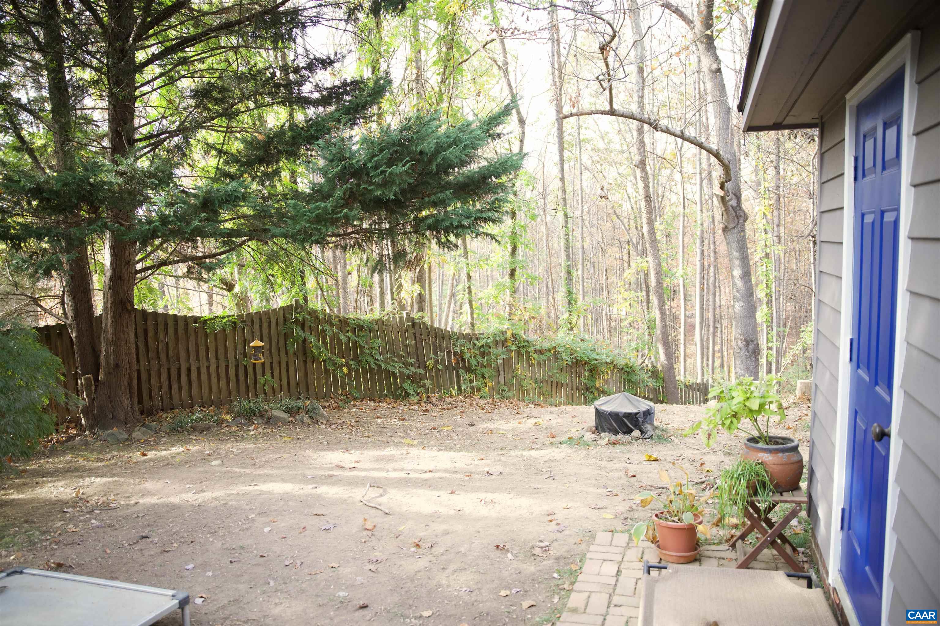 278 AUTUMN GROVE CT
