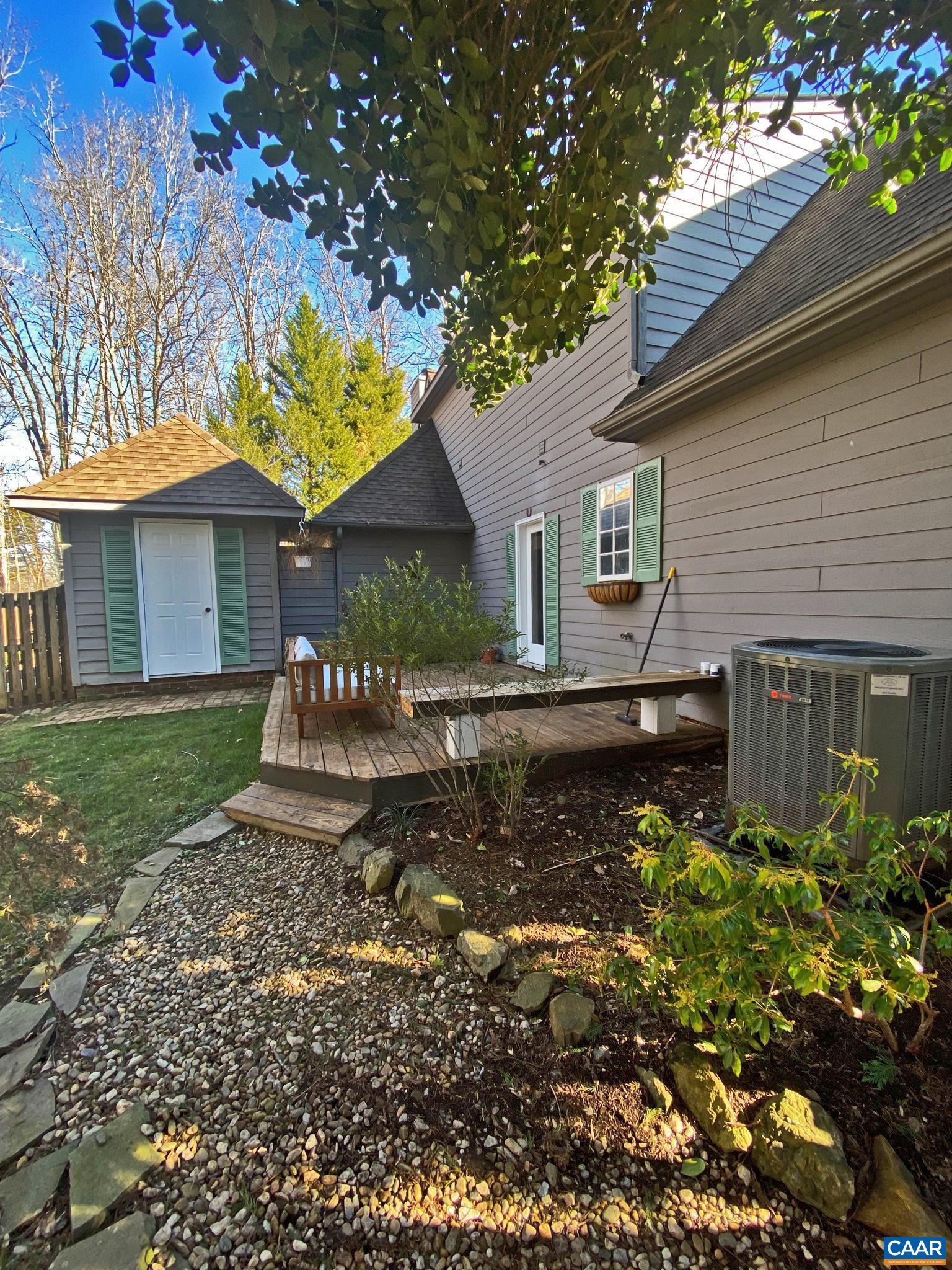 278 AUTUMN GROVE CT