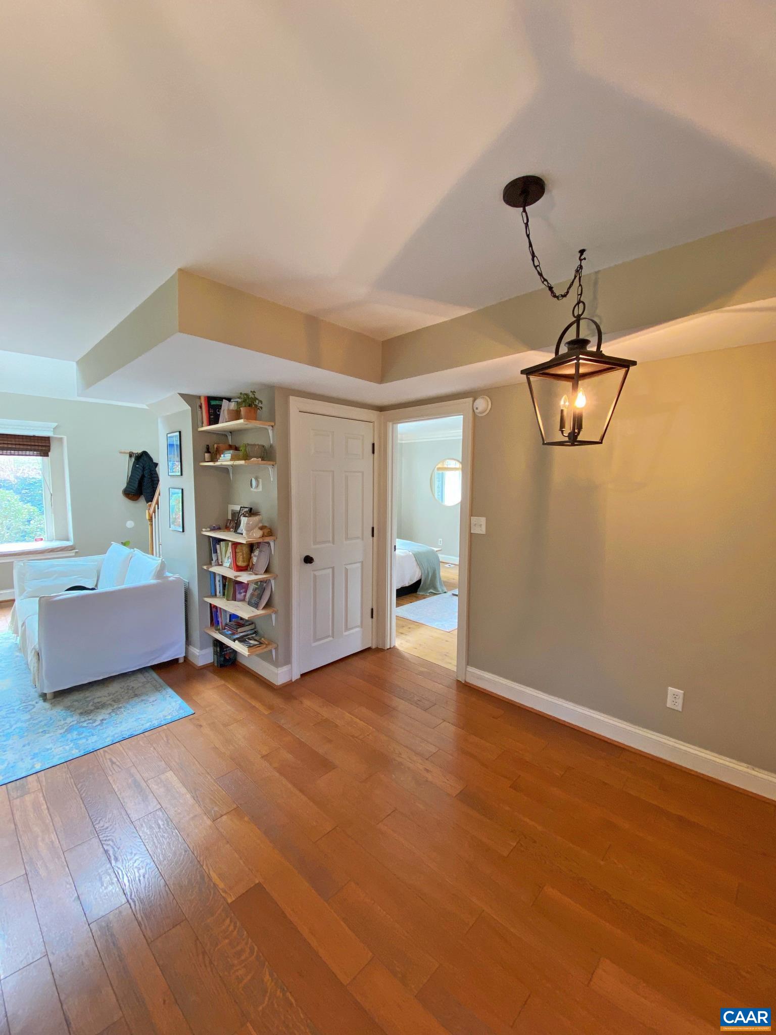 278 AUTUMN GROVE CT