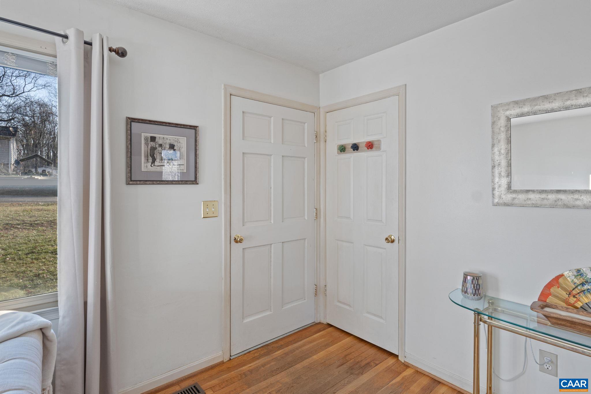 164 HOLMES RUN RD