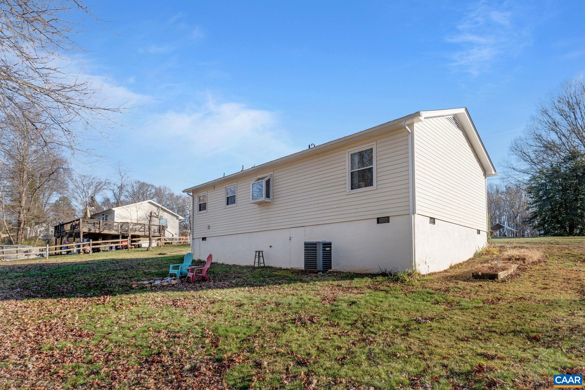 164 HOLMES RUN RD