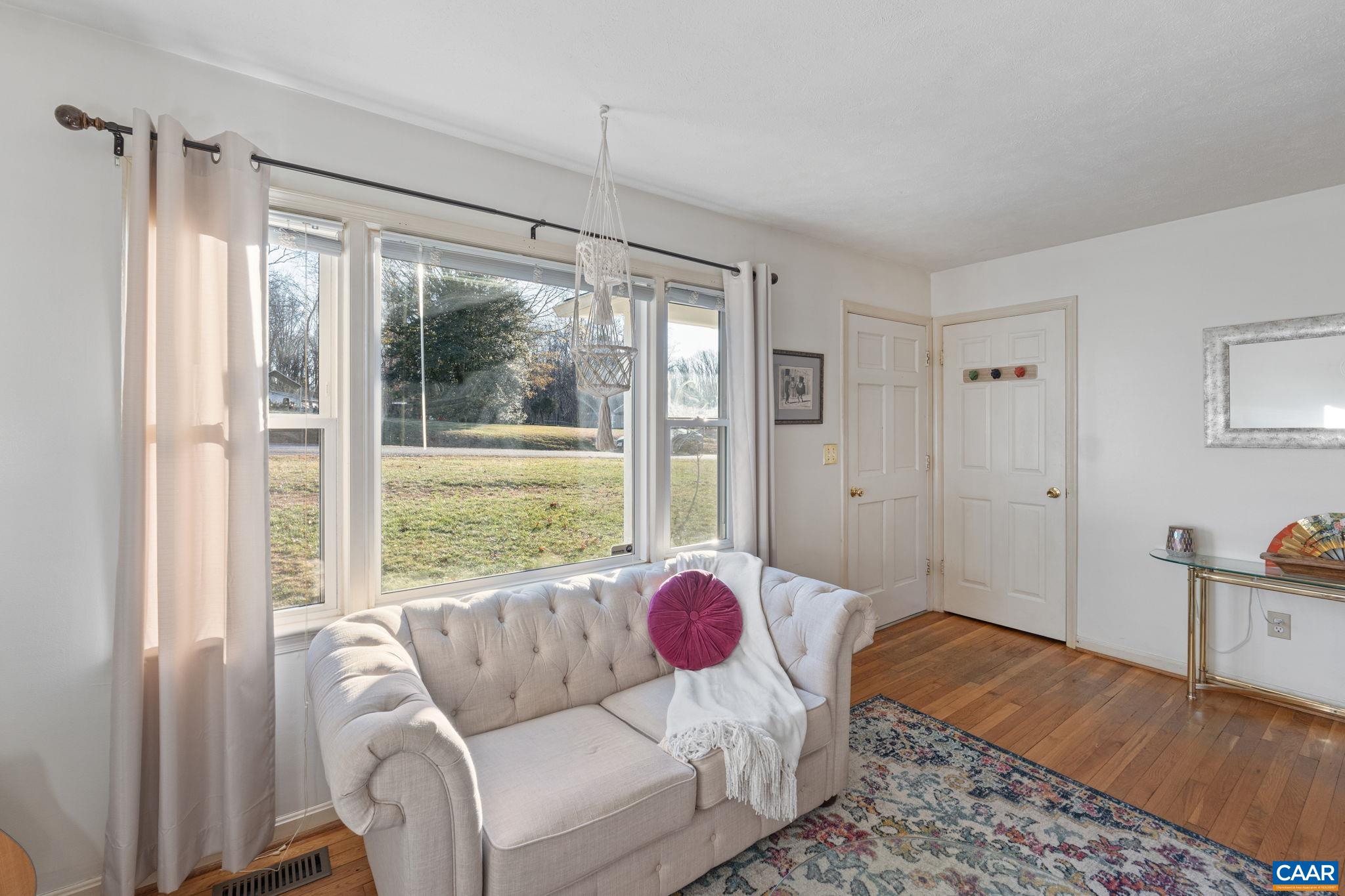 164 HOLMES RUN RD