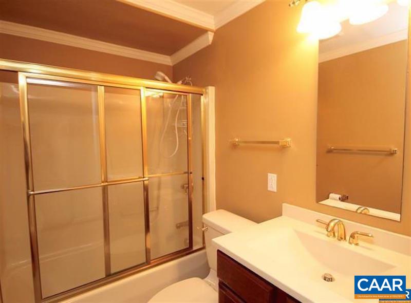 158 HESSIAN HILLS WAY Unit: 1