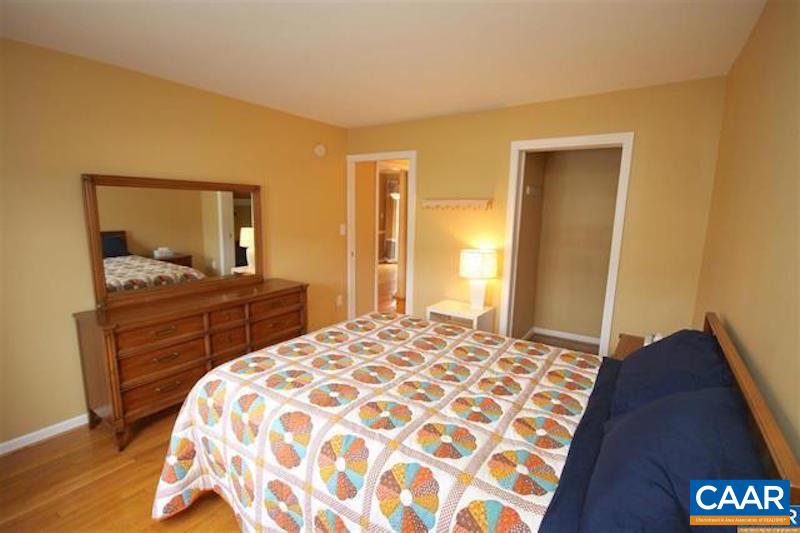 158 HESSIAN HILLS WAY Unit: 1