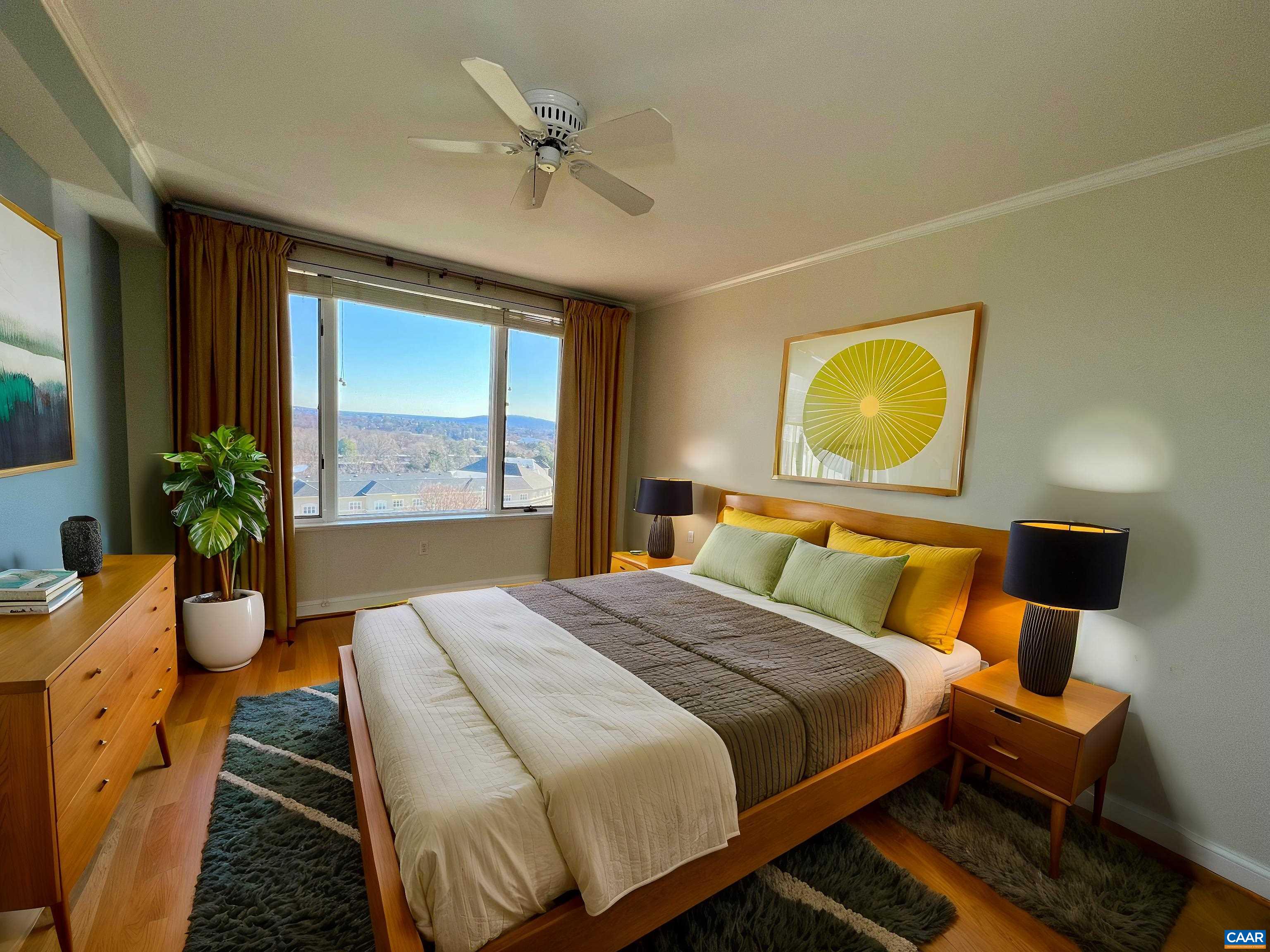 500 CRESTWOOD DR Unit: 1504