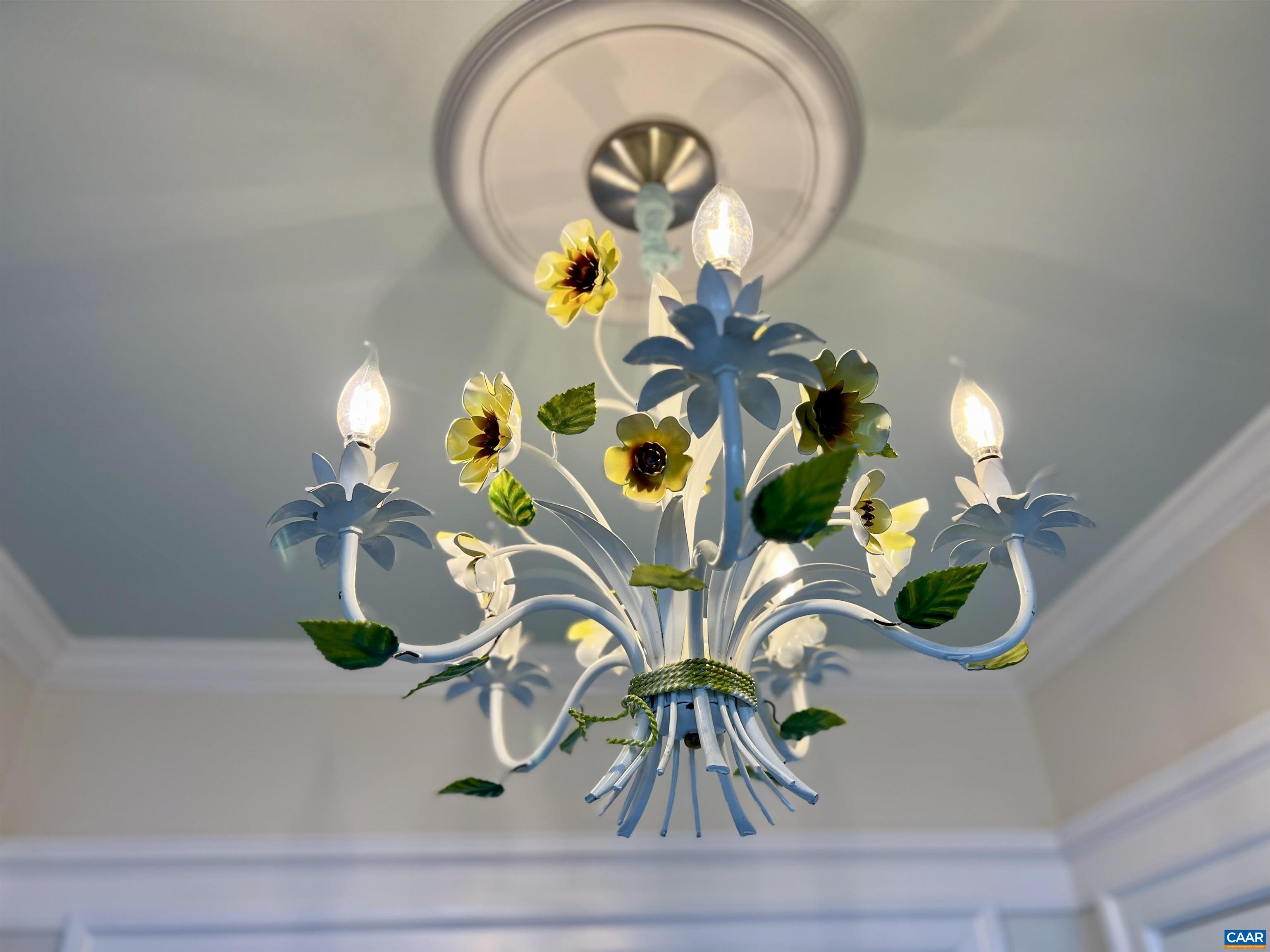 500 CRESTWOOD DR Unit: 1504