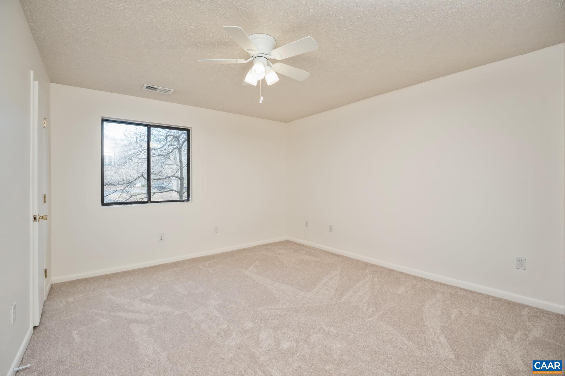 130 TURTLE CREEK RD Unit: 5