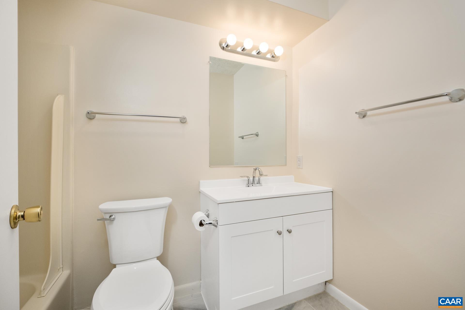 130 TURTLE CREEK RD Unit: 5