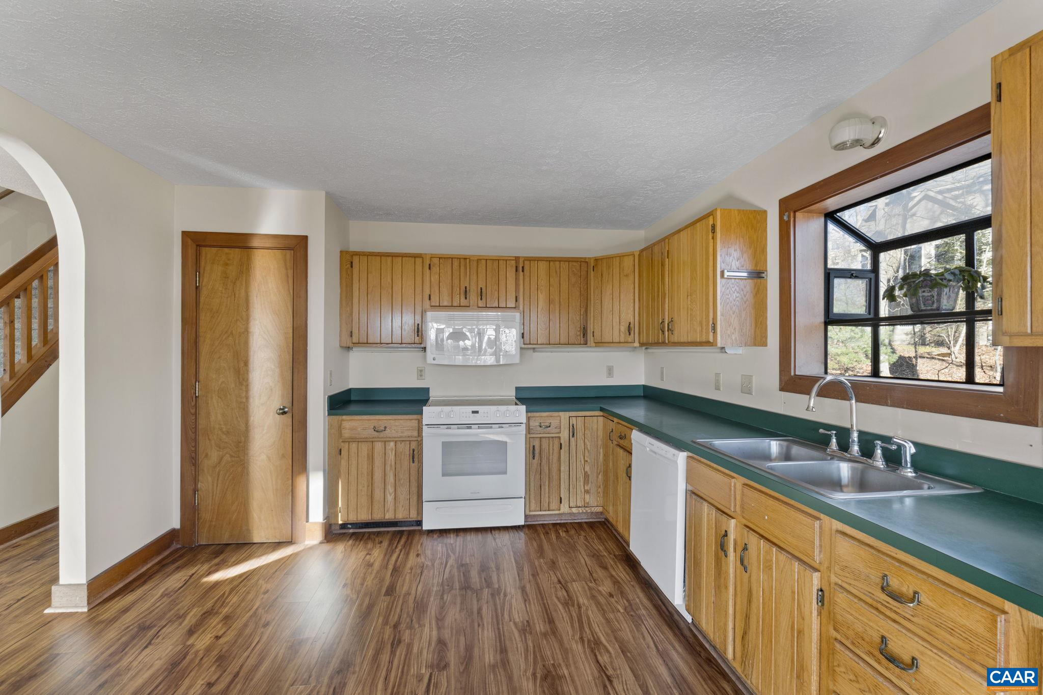 19 BLUE FLINT LN