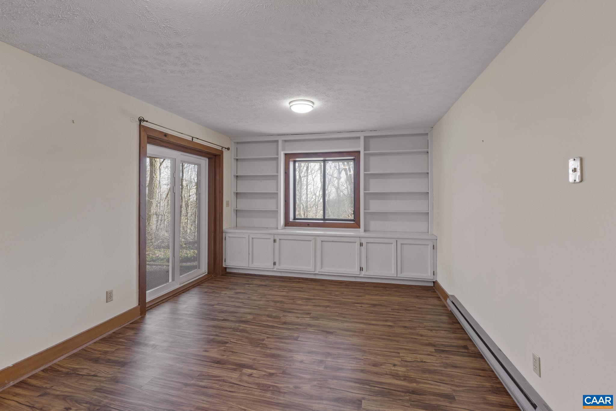 19 BLUE FLINT LN