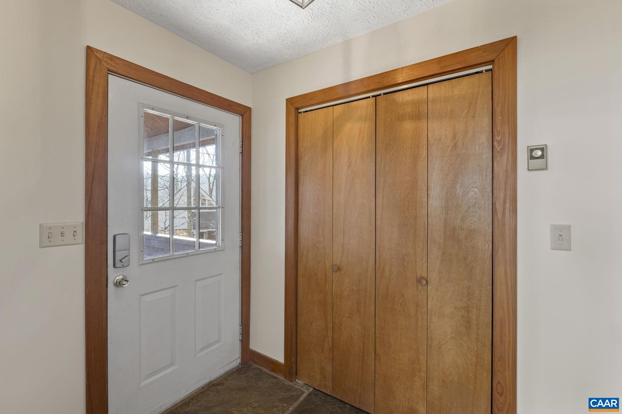19 BLUE FLINT LN
