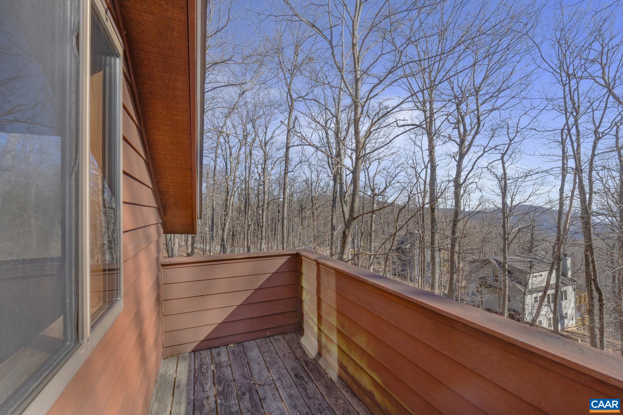 19 BLUE FLINT LN