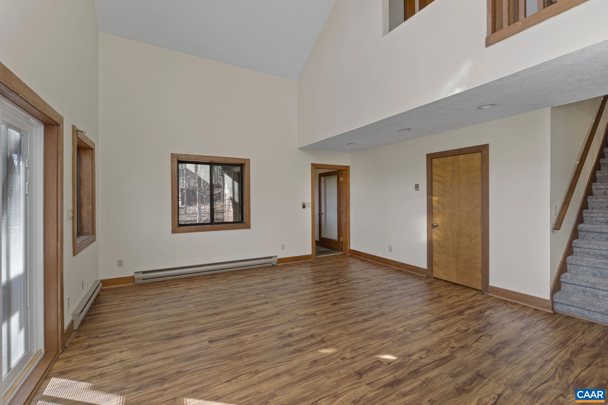 19 BLUE FLINT LN