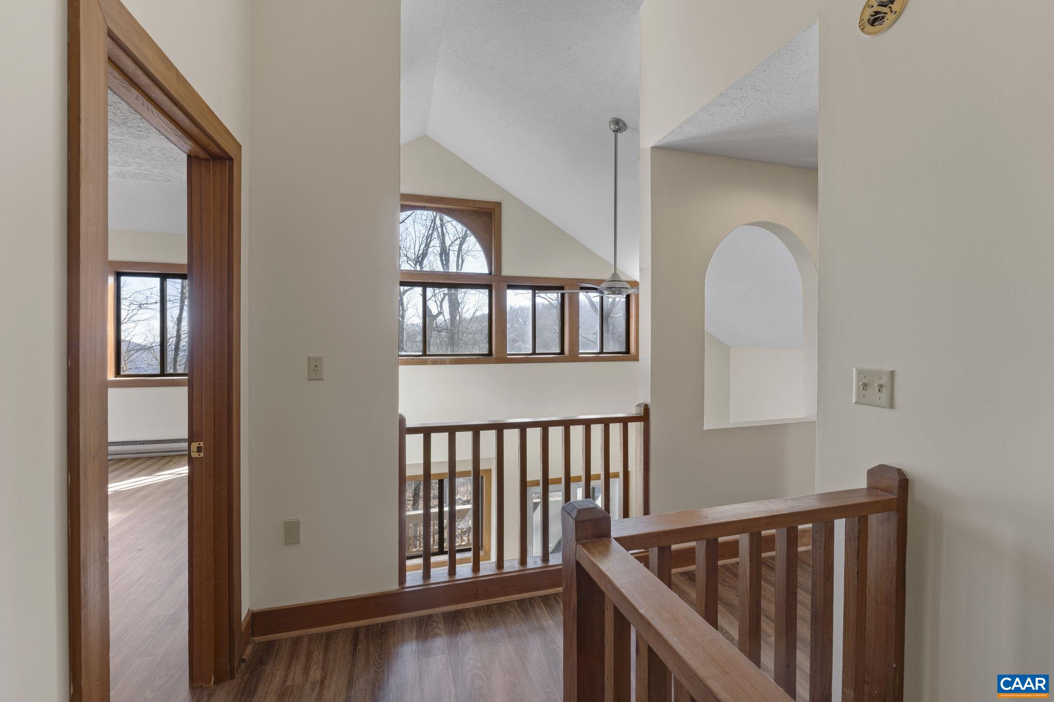 19 BLUE FLINT LN