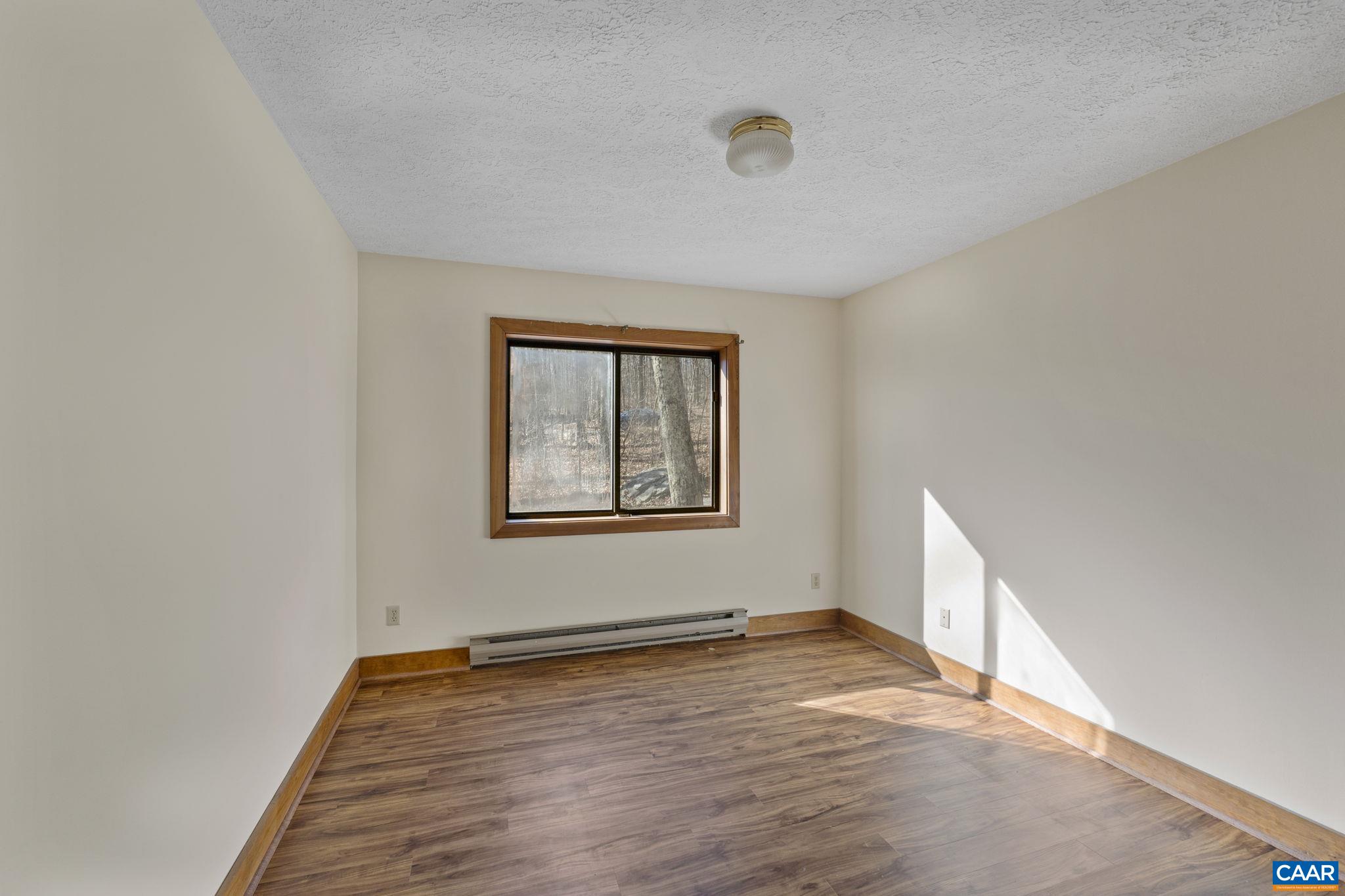19 BLUE FLINT LN