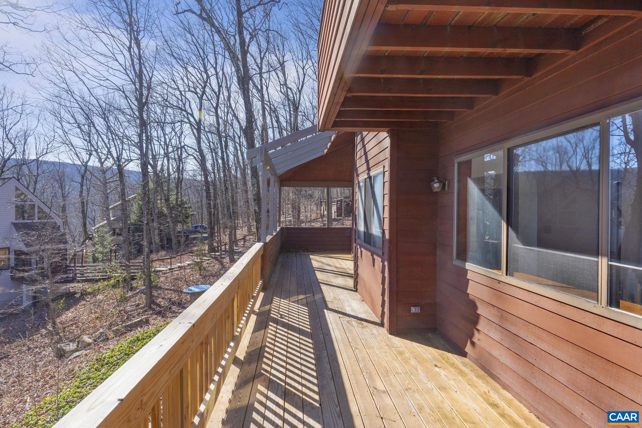 19 BLUE FLINT LN