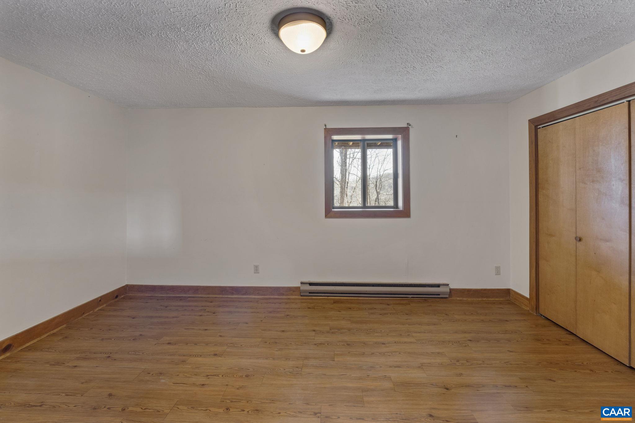 19 BLUE FLINT LN