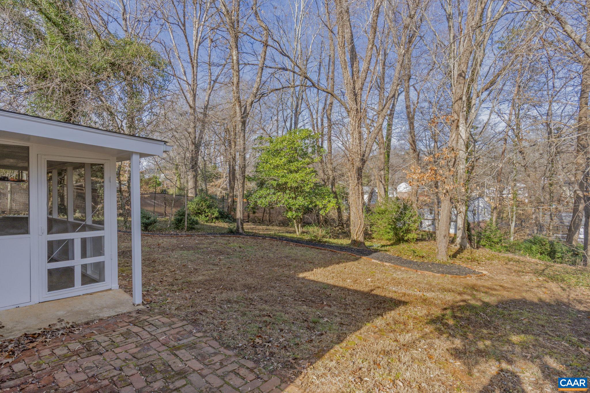315 EASTBROOK DR