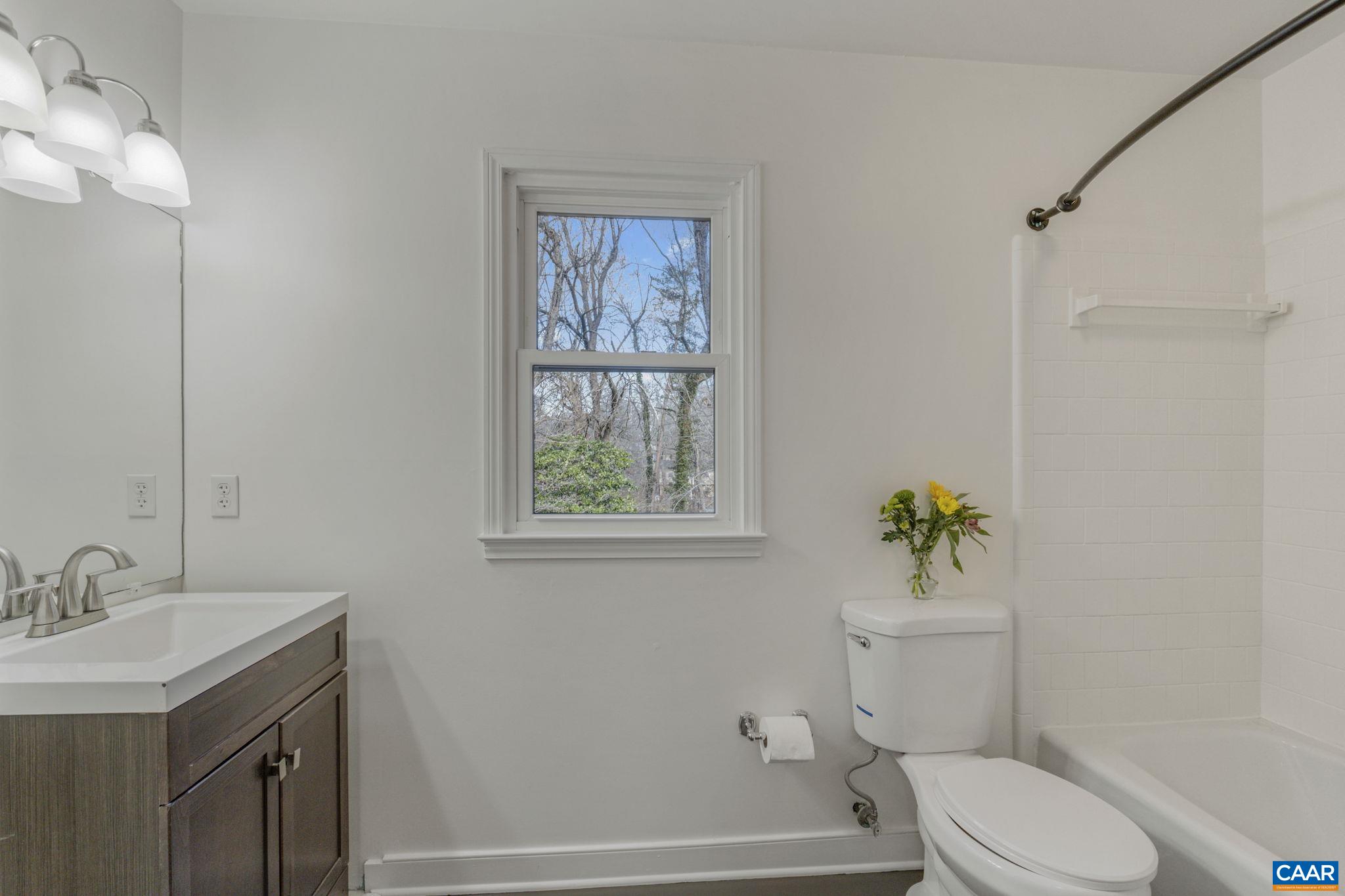 315 EASTBROOK DR