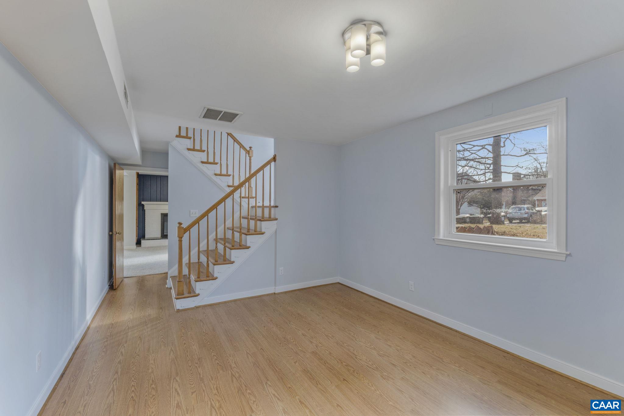 315 EASTBROOK DR