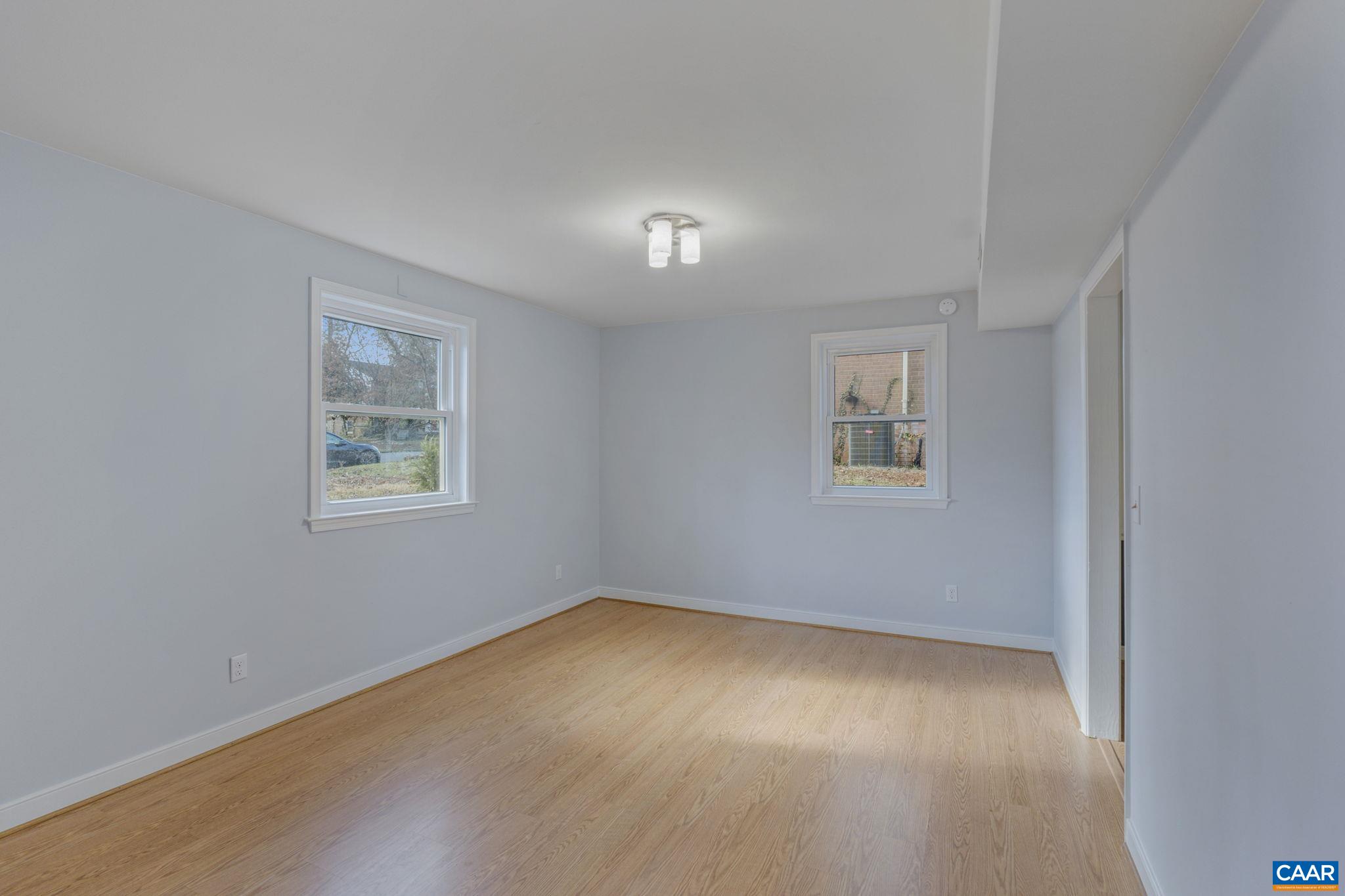 315 EASTBROOK DR