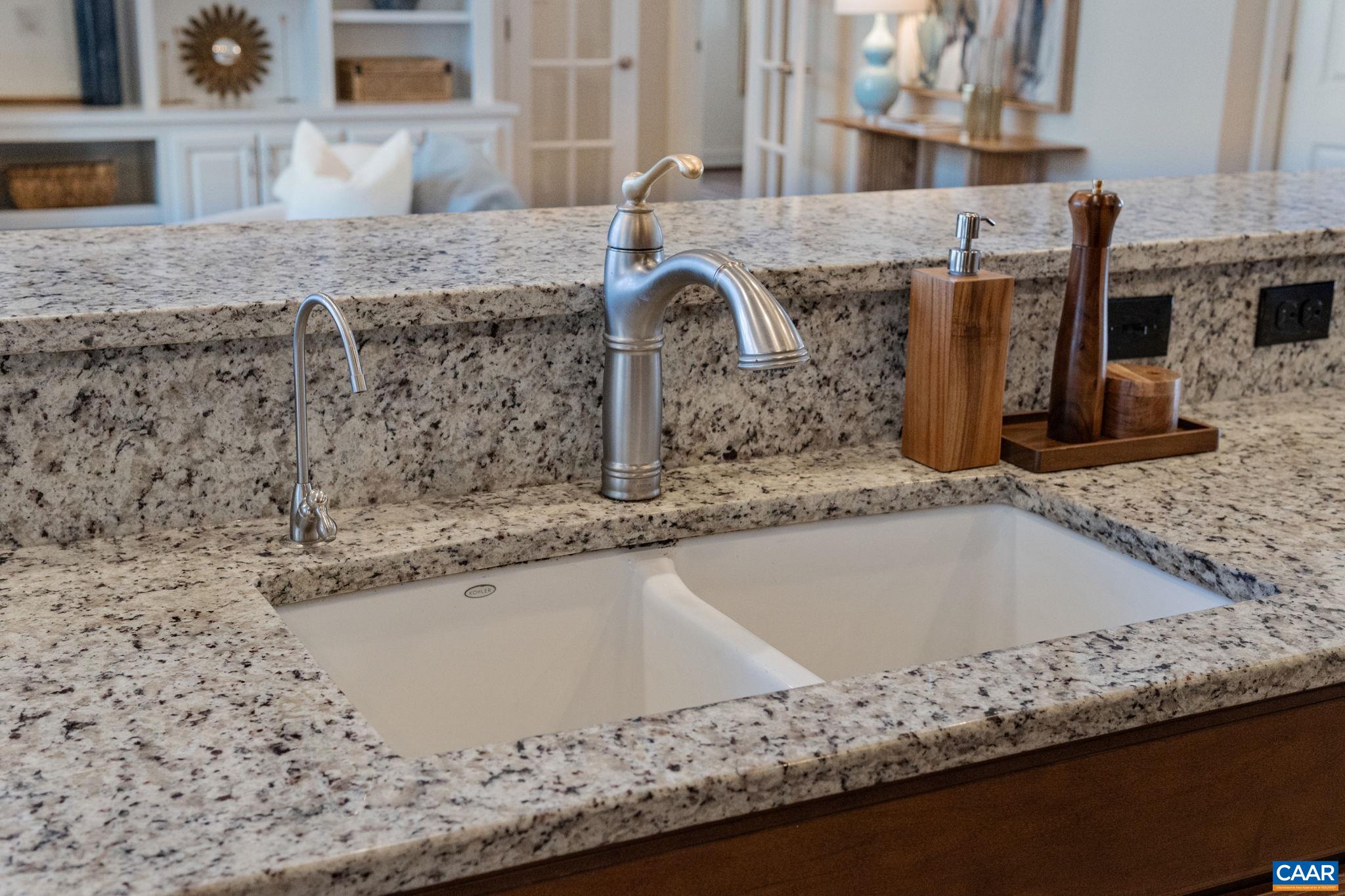 2270 HYLAND RIDGE DR