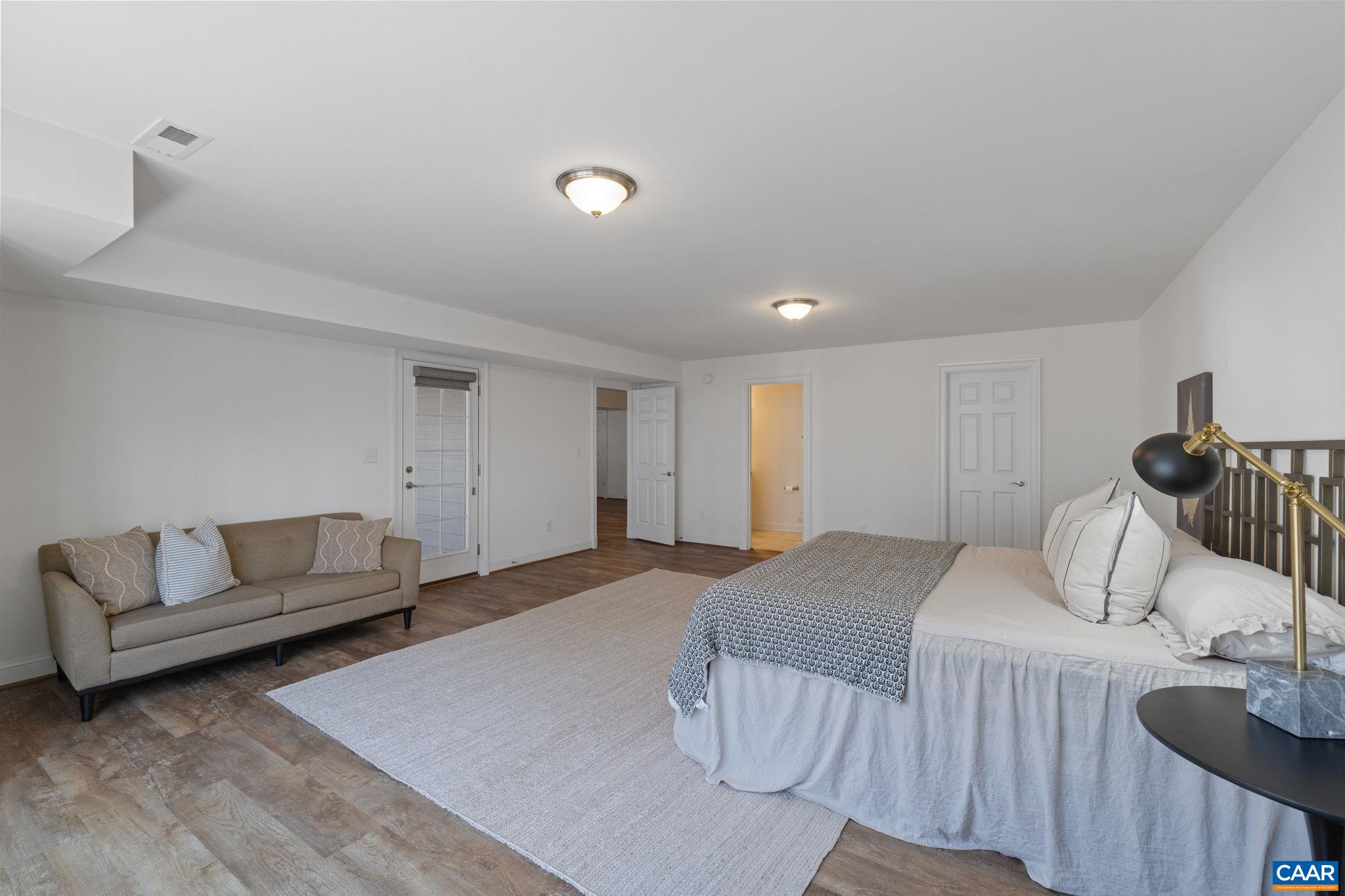 2270 HYLAND RIDGE DR