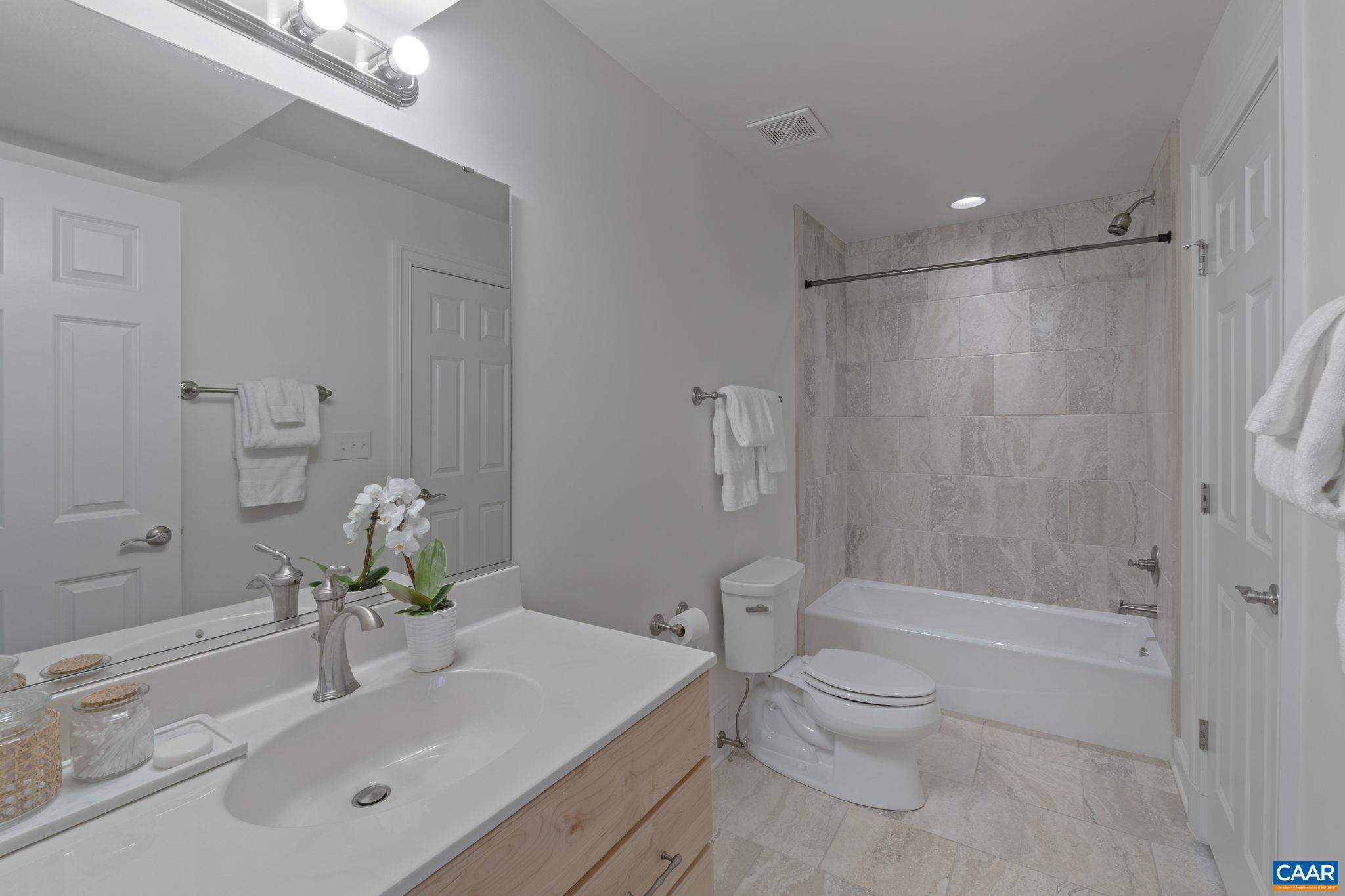 2270 HYLAND RIDGE DR