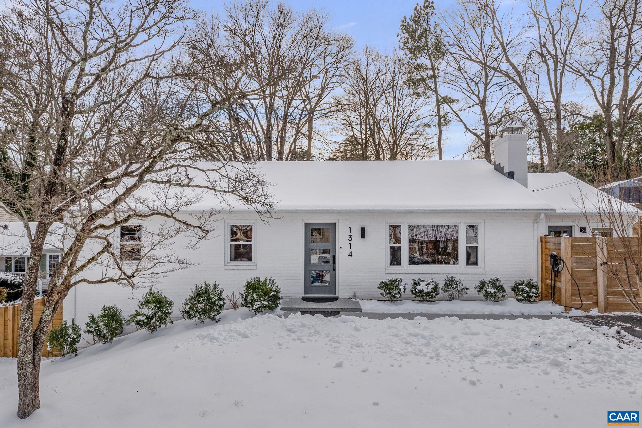 1314 KENWOOD LN