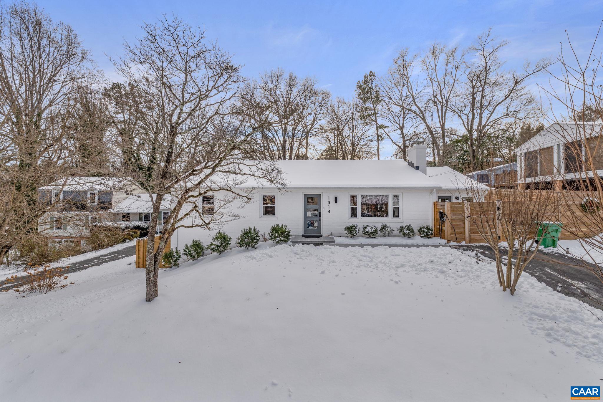 1314 KENWOOD LN