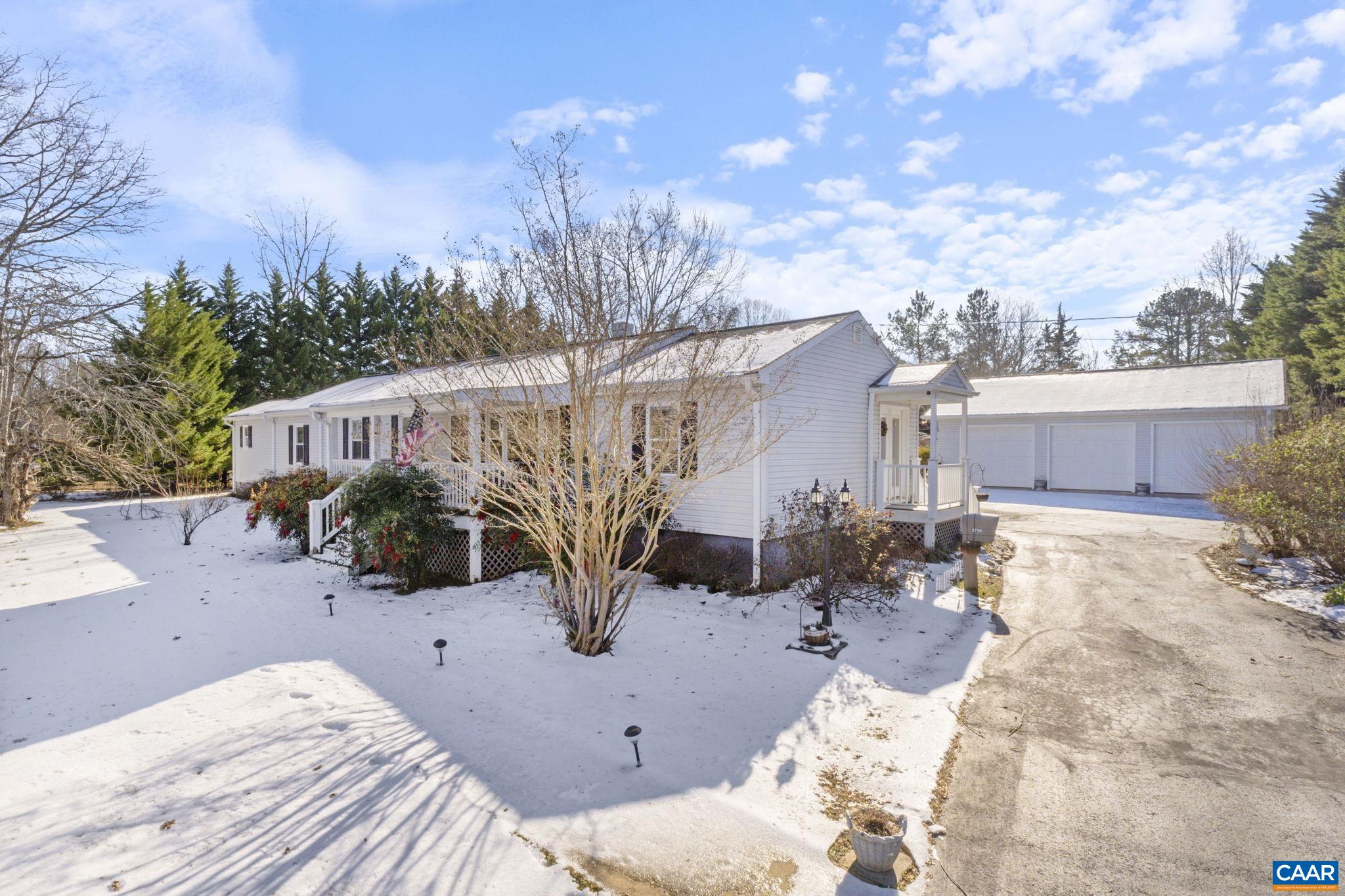 2798 W RIVER RD