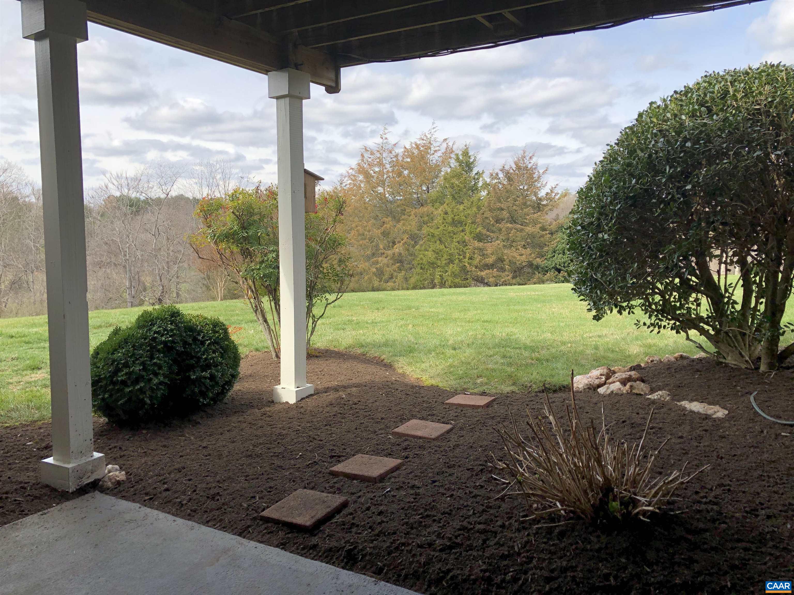 3505 ROCKS MILL LN