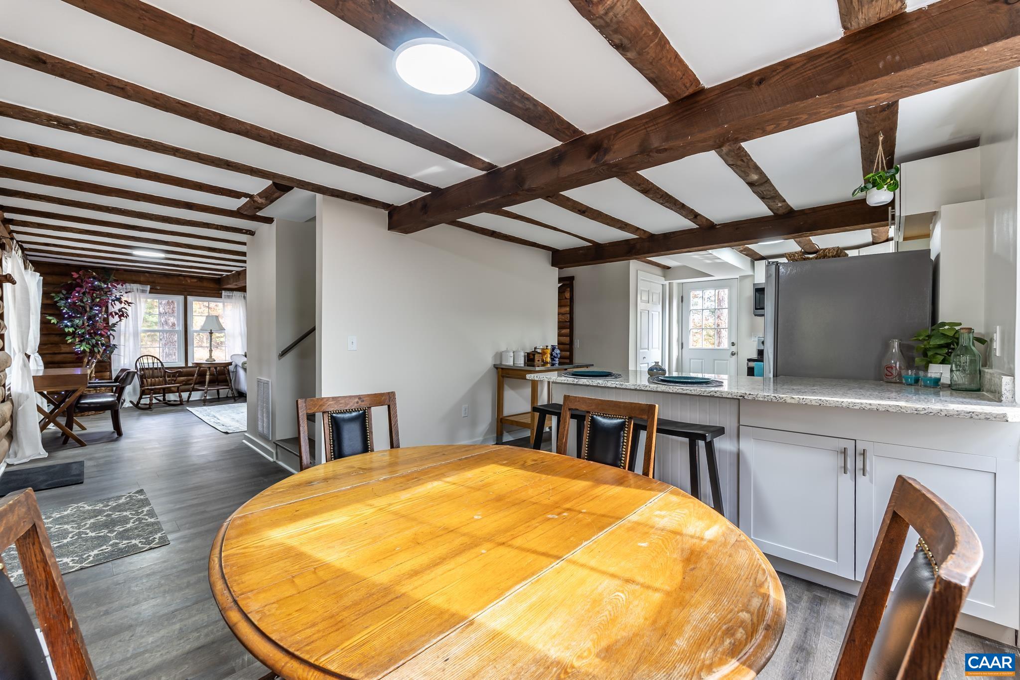 2395 MOUNTAIN BROOK DR