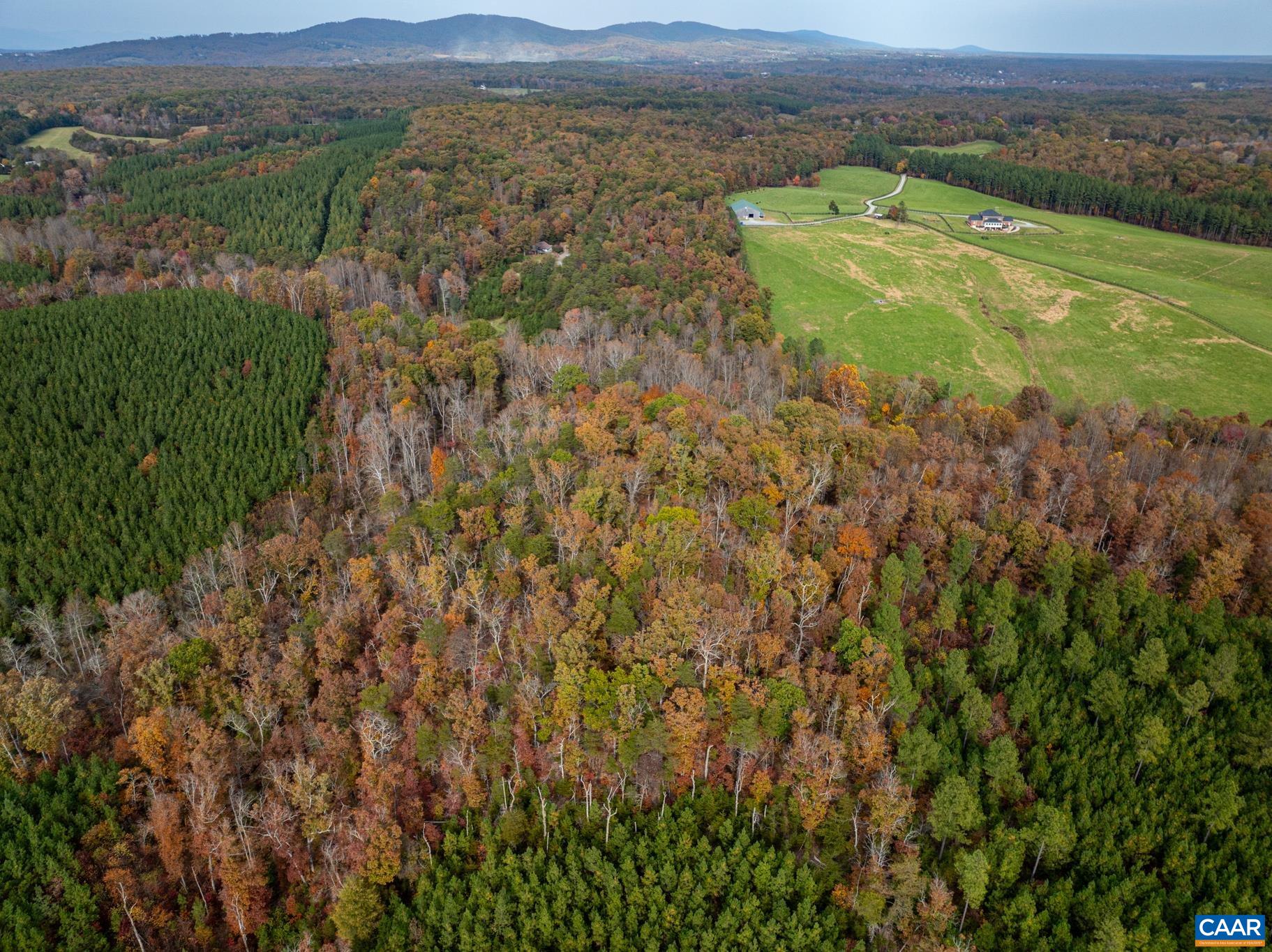 2395 MOUNTAIN BROOK DR