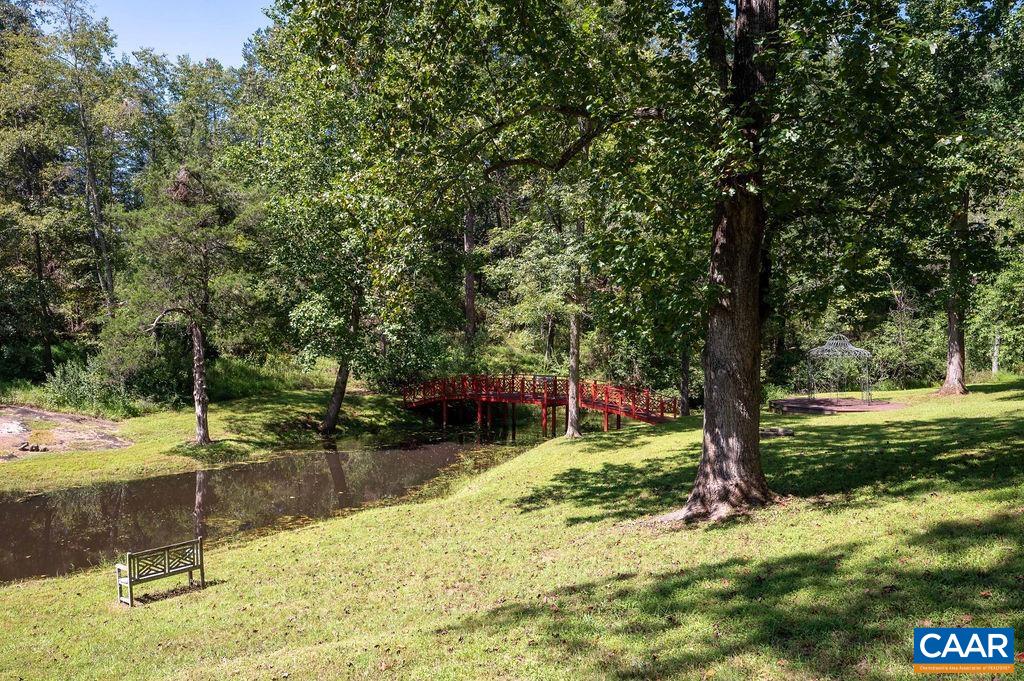 949 FIELDS OF BOAZ DR