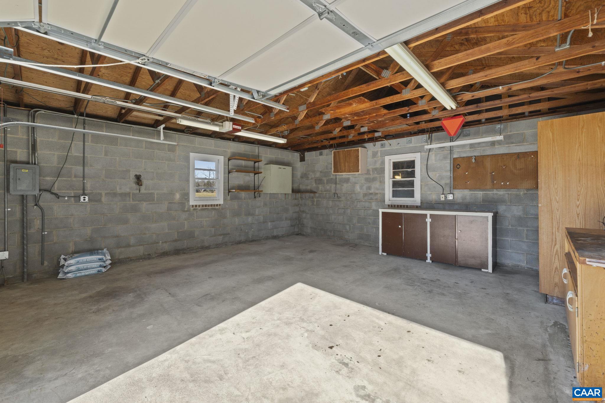 2760 THOMAS JEFFERSON PKWY