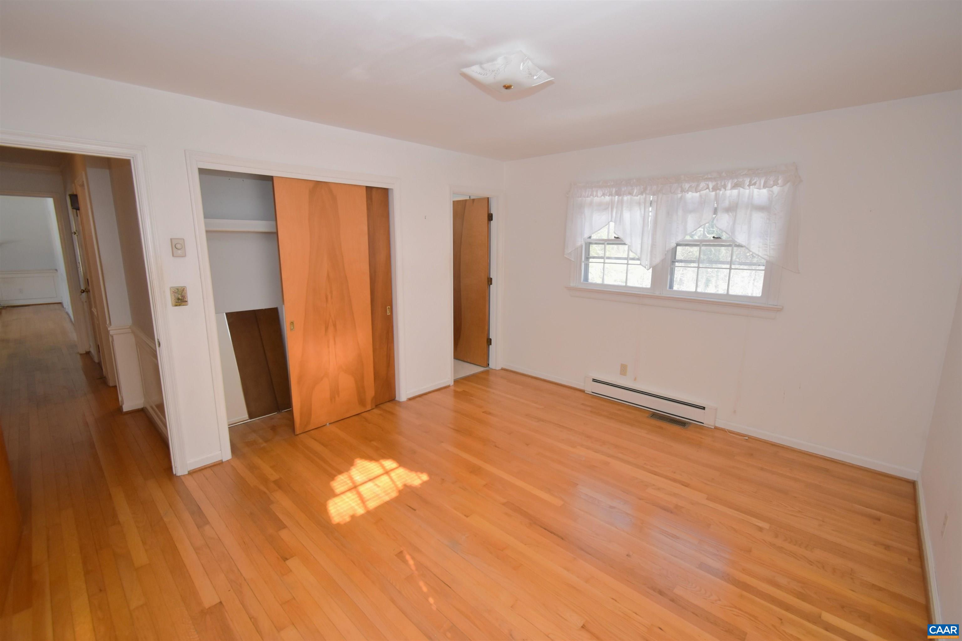 105 DEERWOOD DR