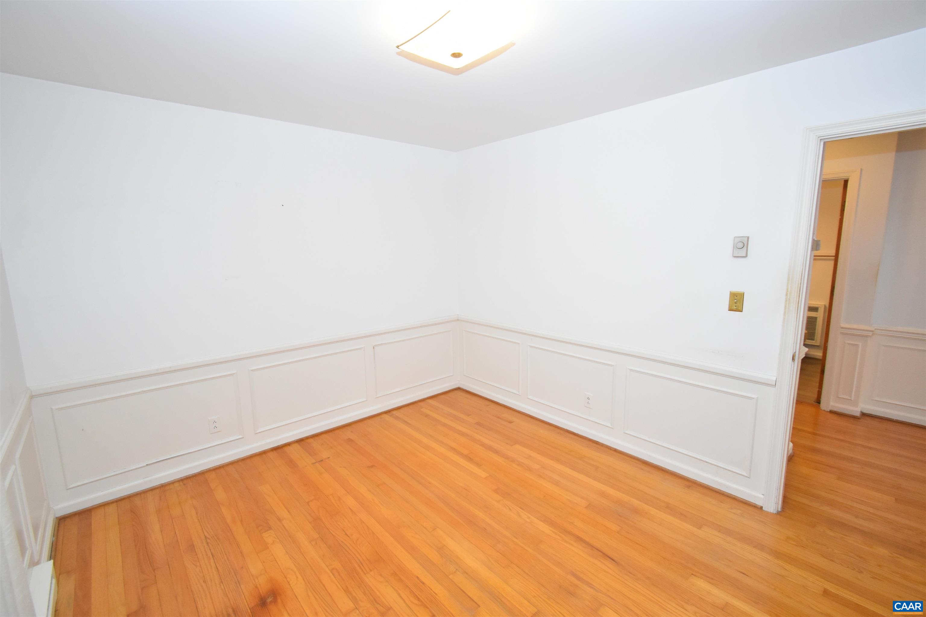 105 DEERWOOD DR