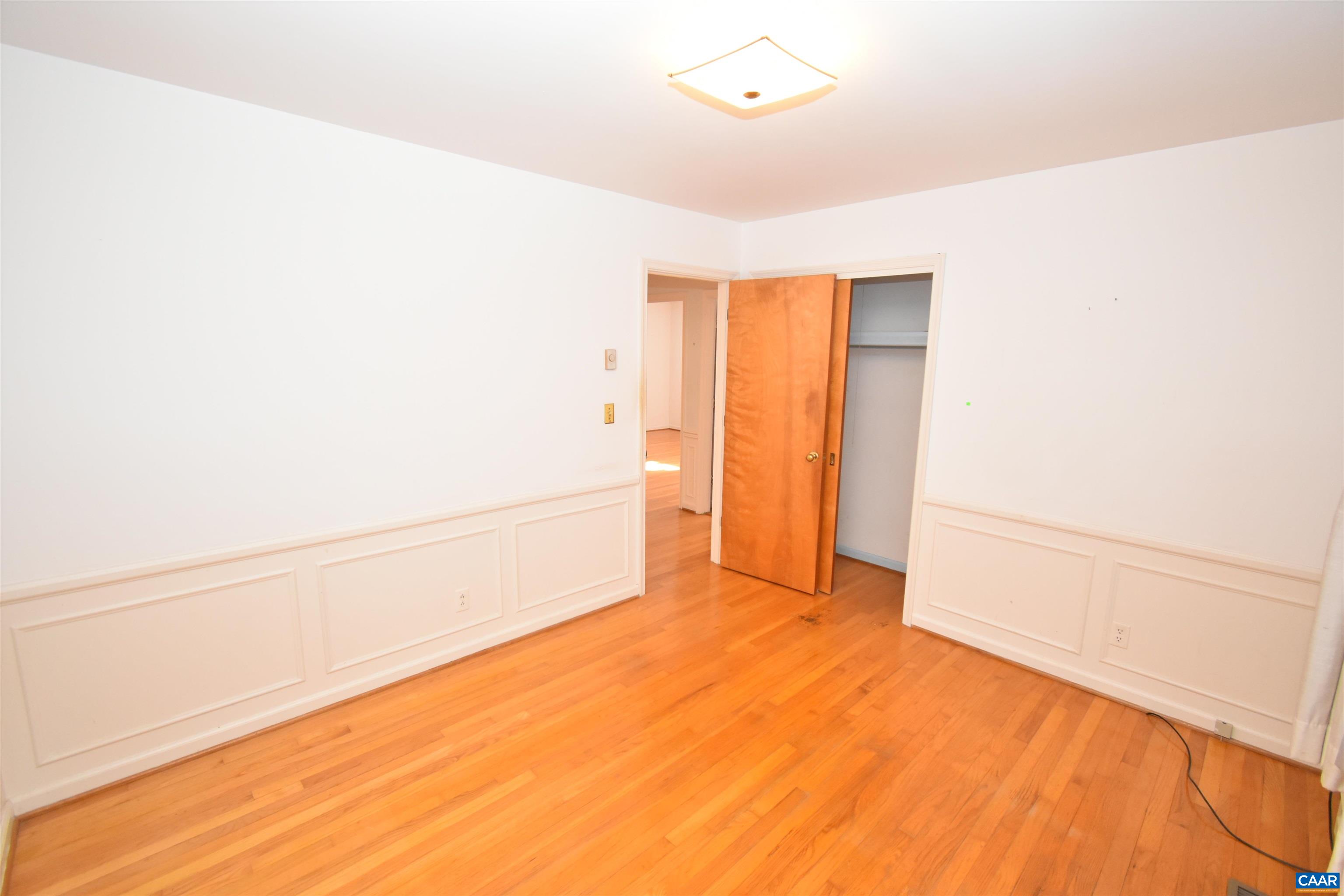 105 DEERWOOD DR