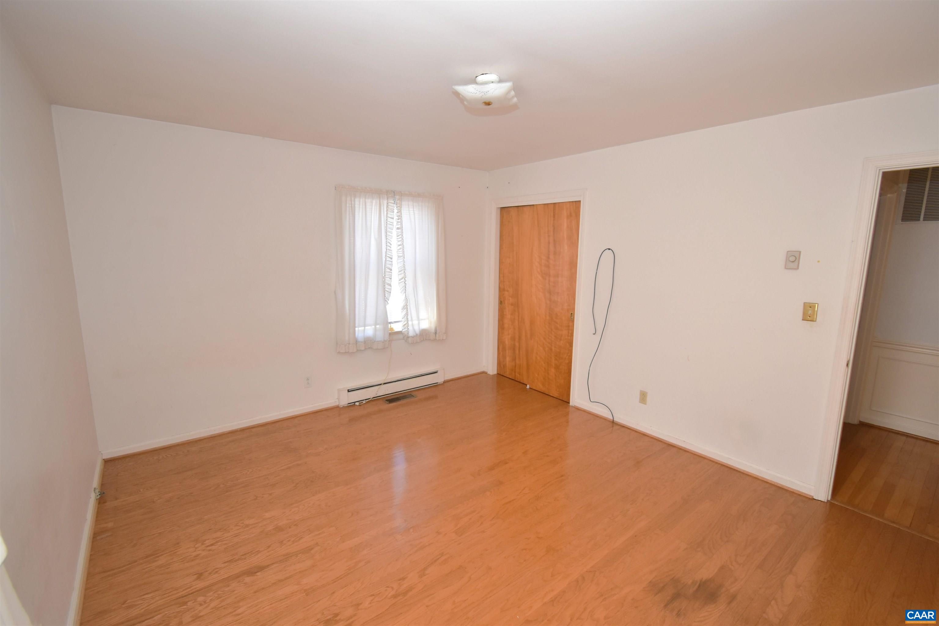 105 DEERWOOD DR