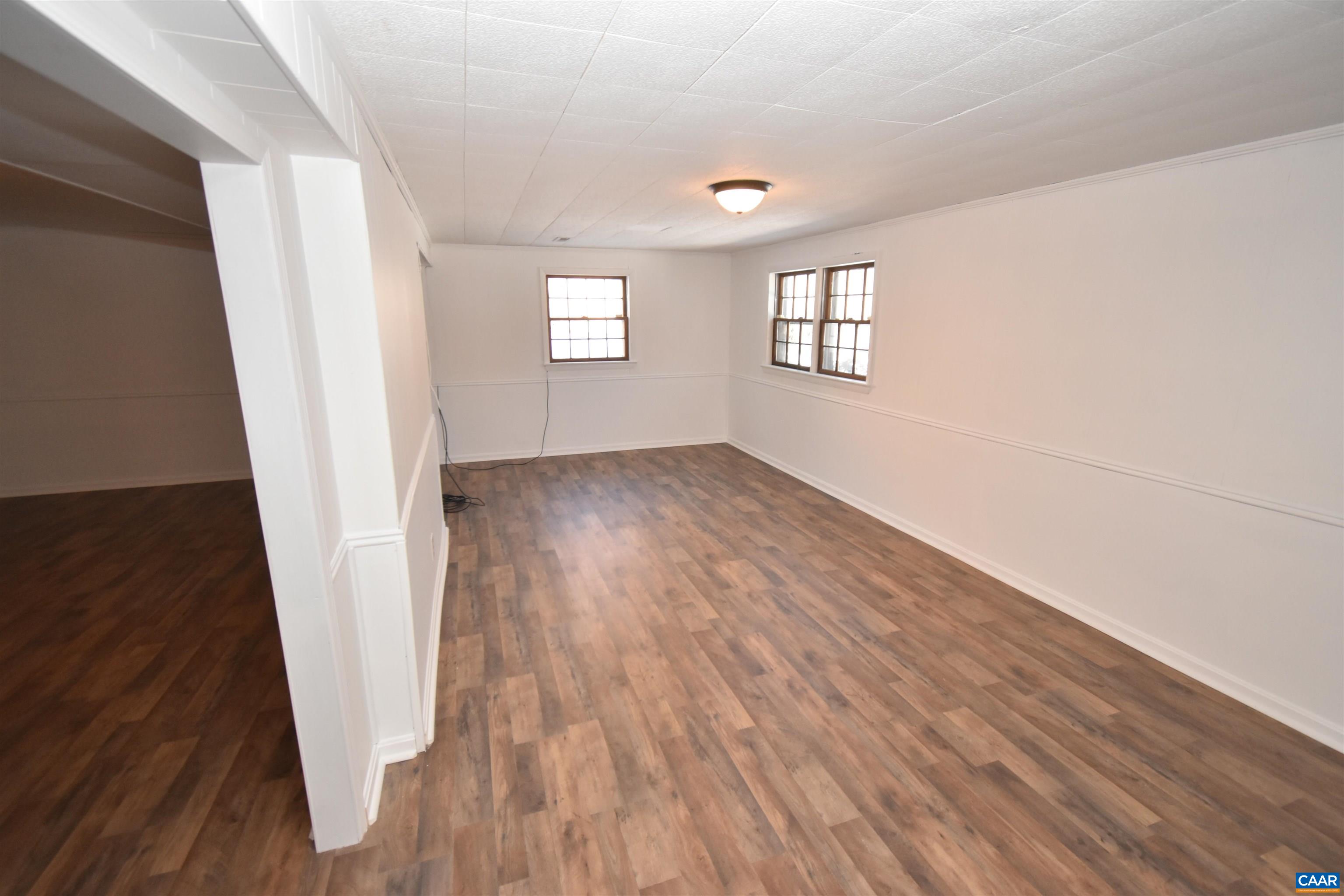 105 DEERWOOD DR