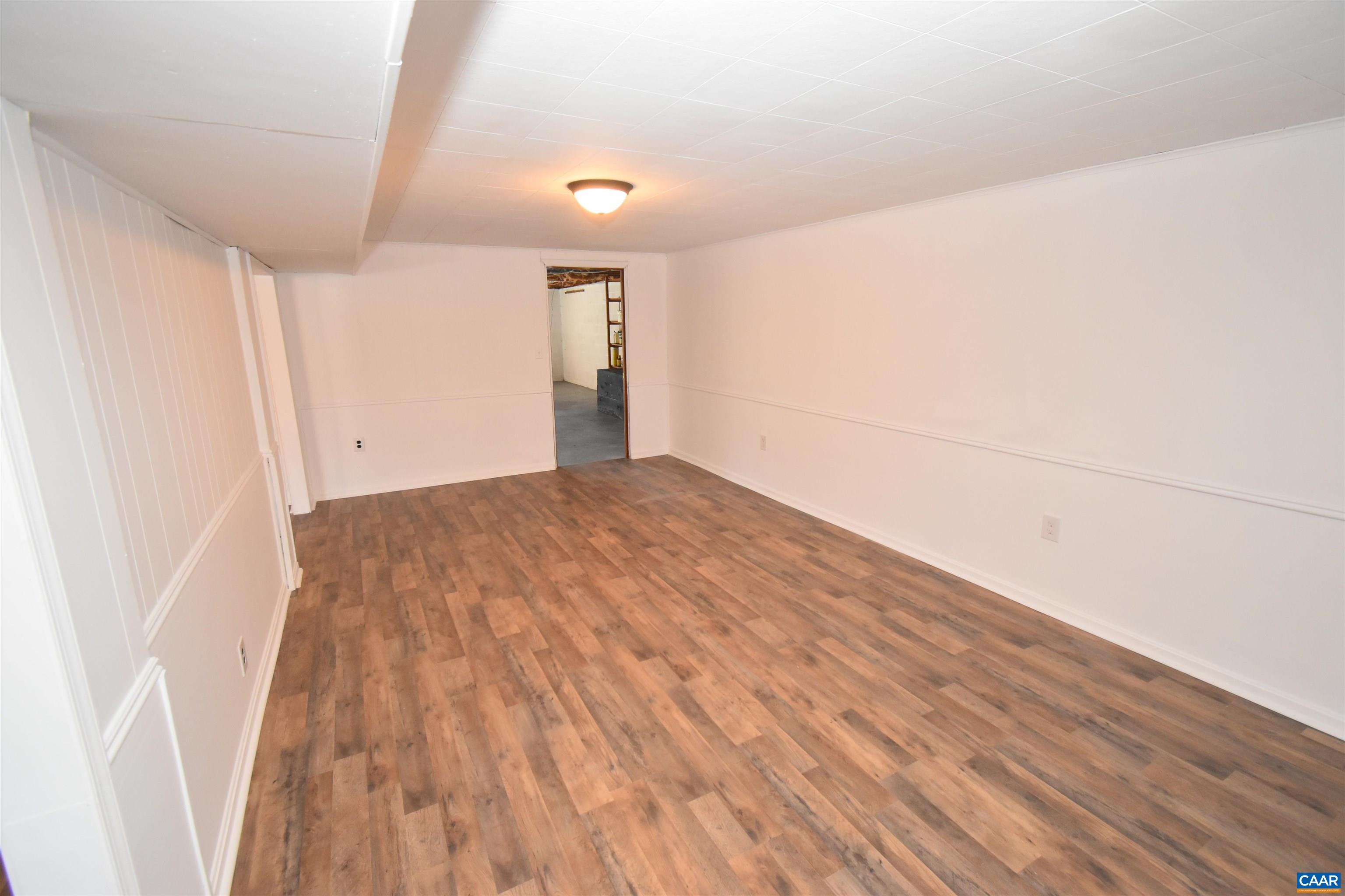 105 DEERWOOD DR