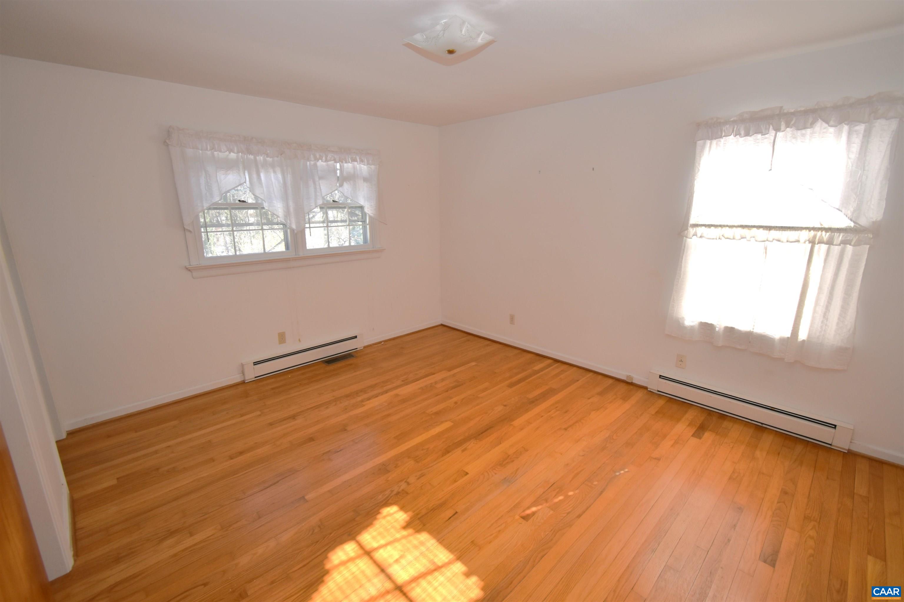 105 DEERWOOD DR