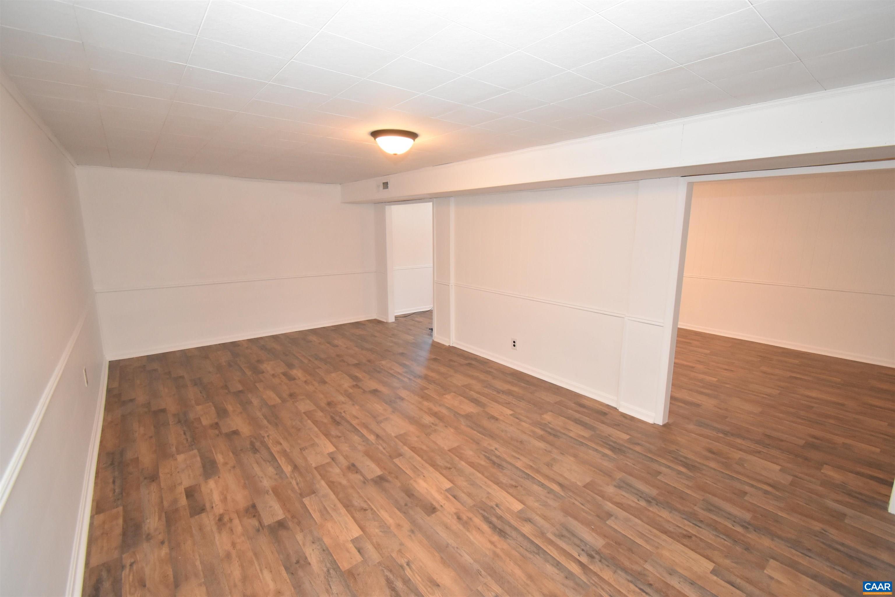 105 DEERWOOD DR